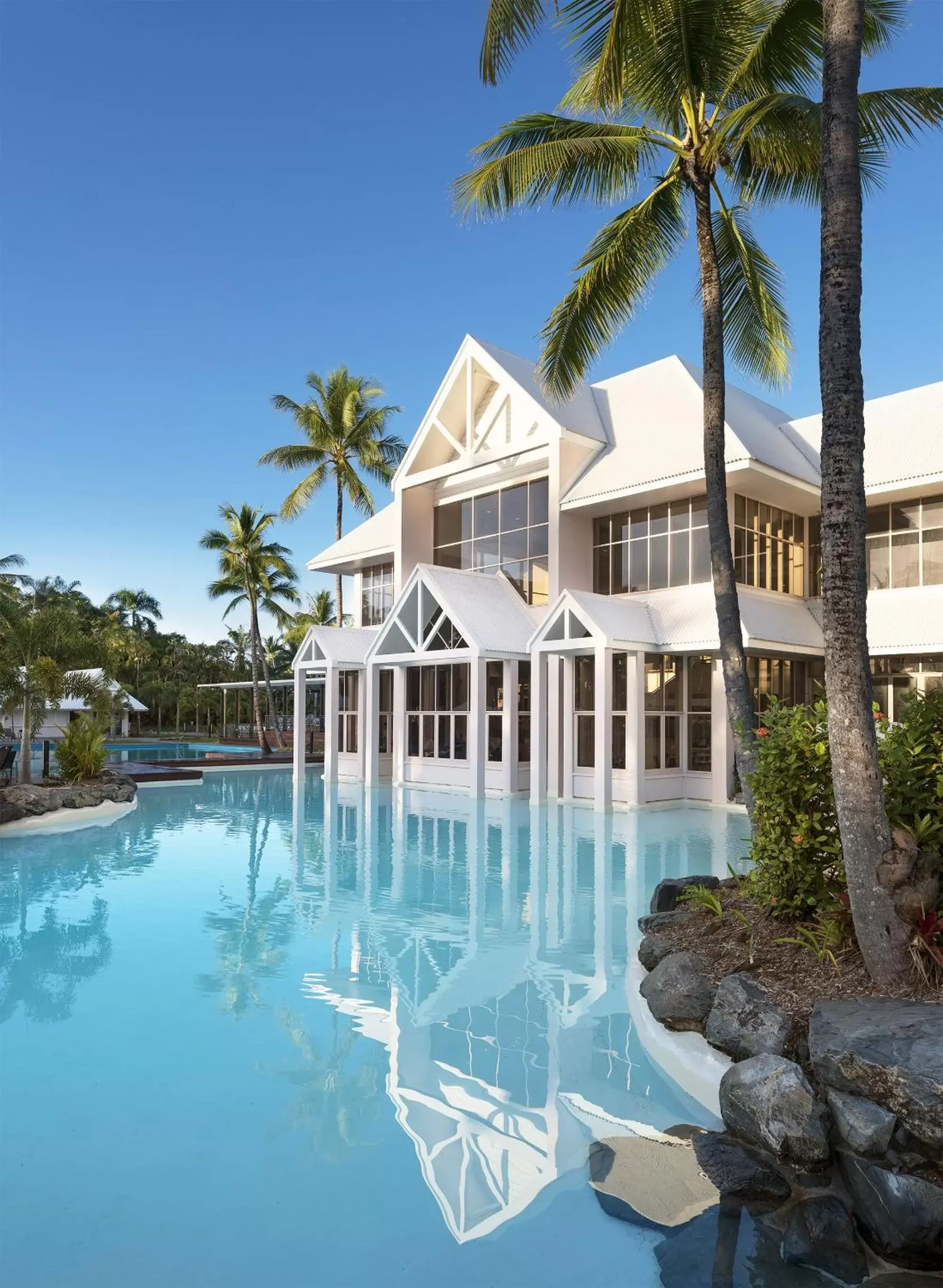 Swimming pool, Property Building in Sheraton Grand Mirage Resort, Port Douglas