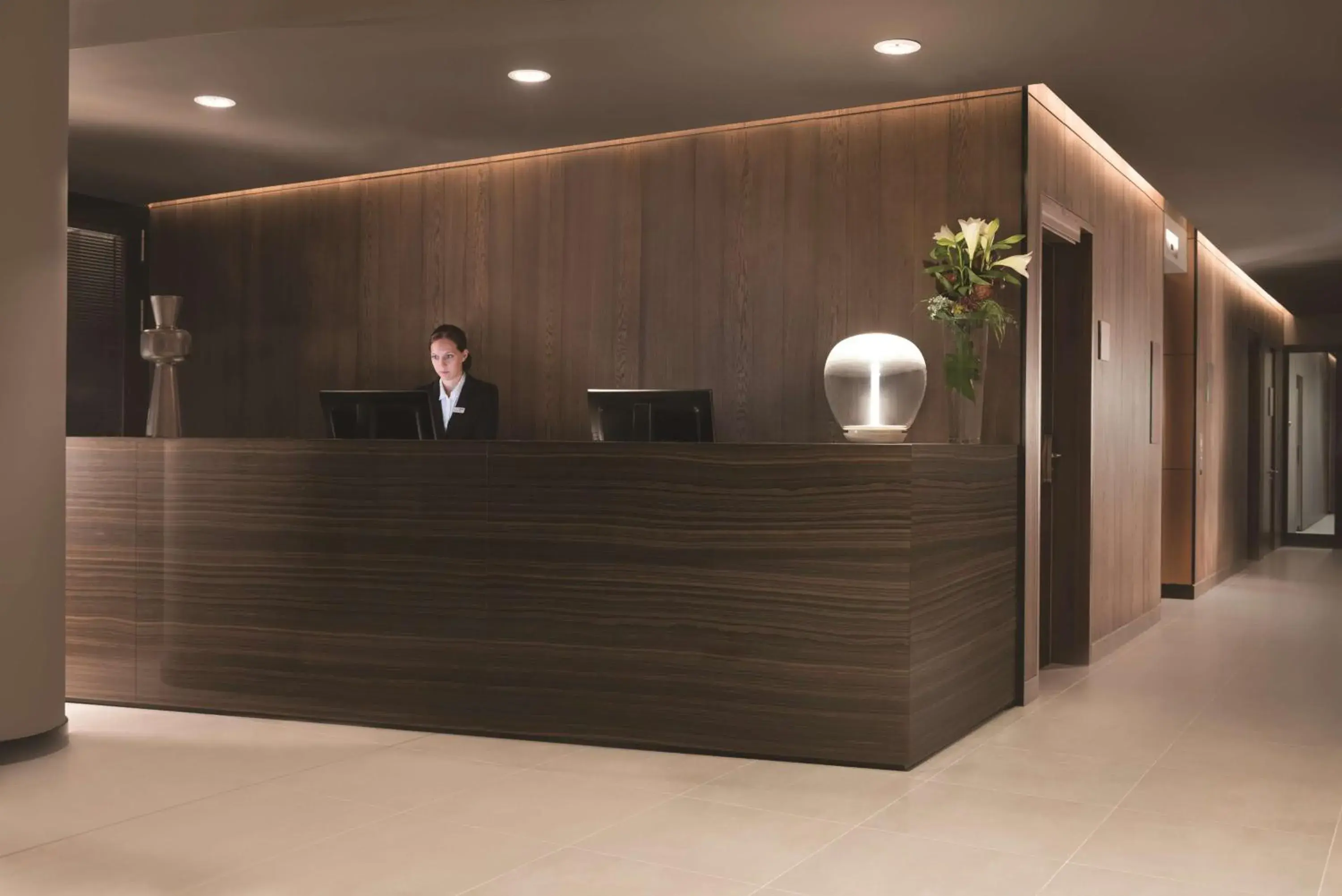 Lobby or reception, Lobby/Reception in Adina Apartment Hotel Frankfurt Westend