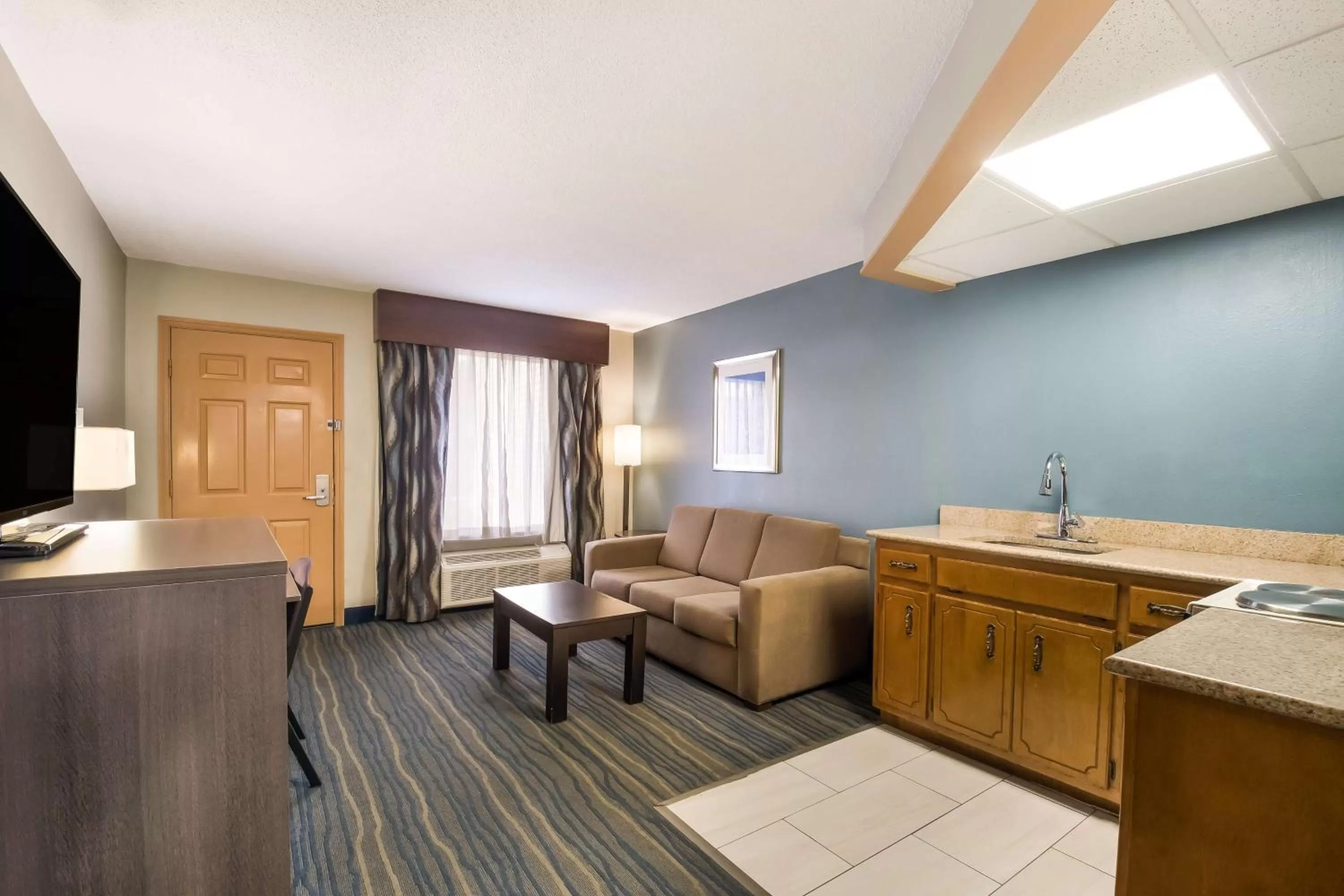 Bedroom in Best Western Inn Winchester