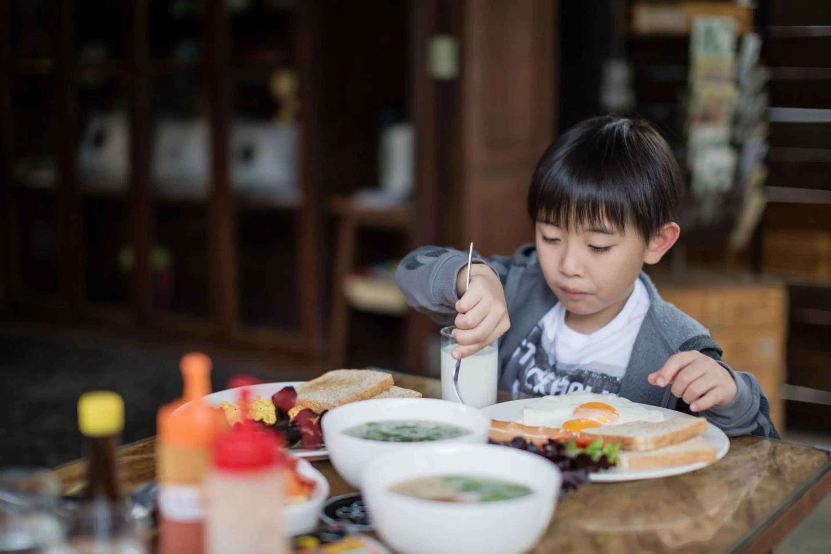 Restaurant/places to eat in Gord ChiangMai Hotel