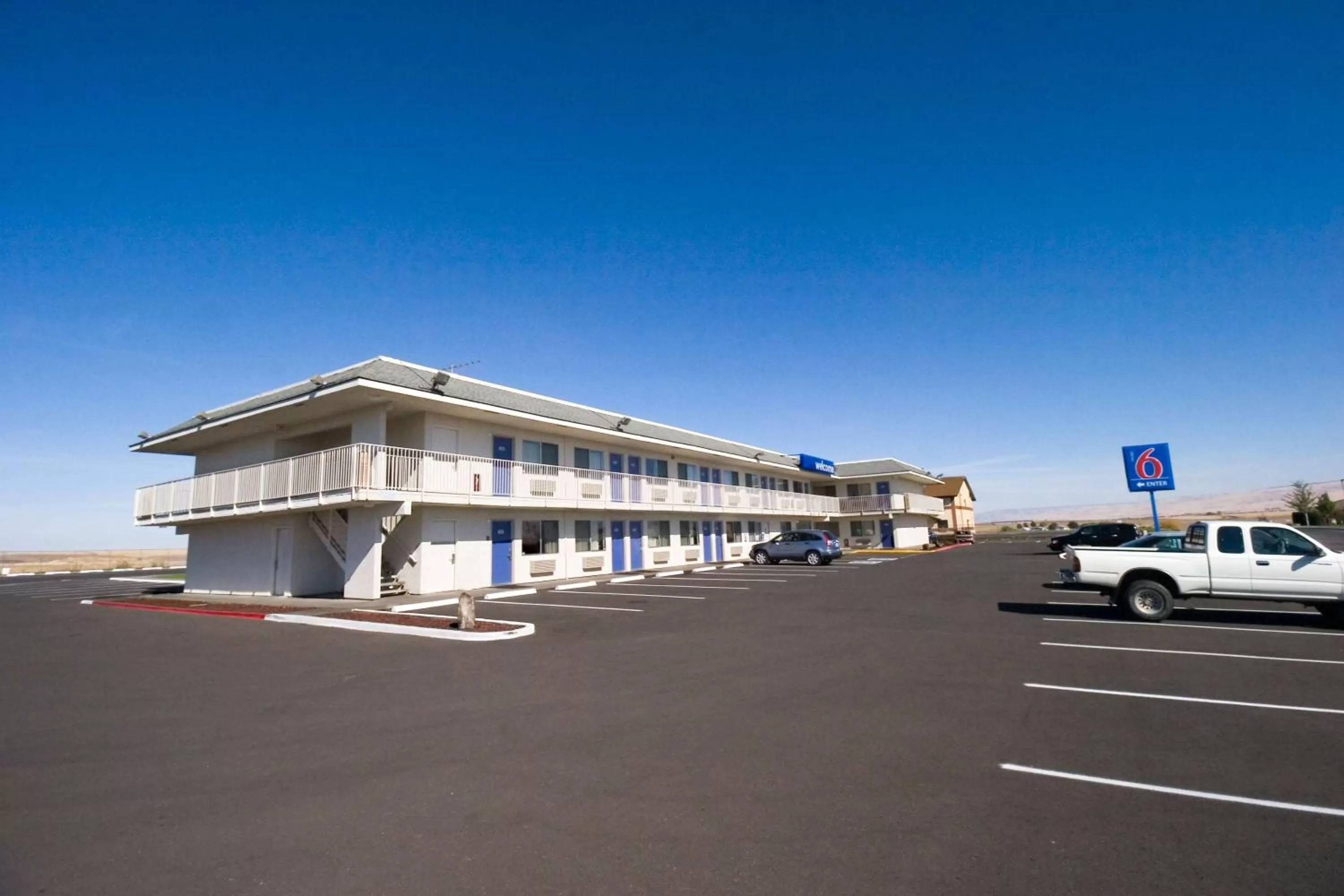 Property building in Motel 6-Pendleton, OR