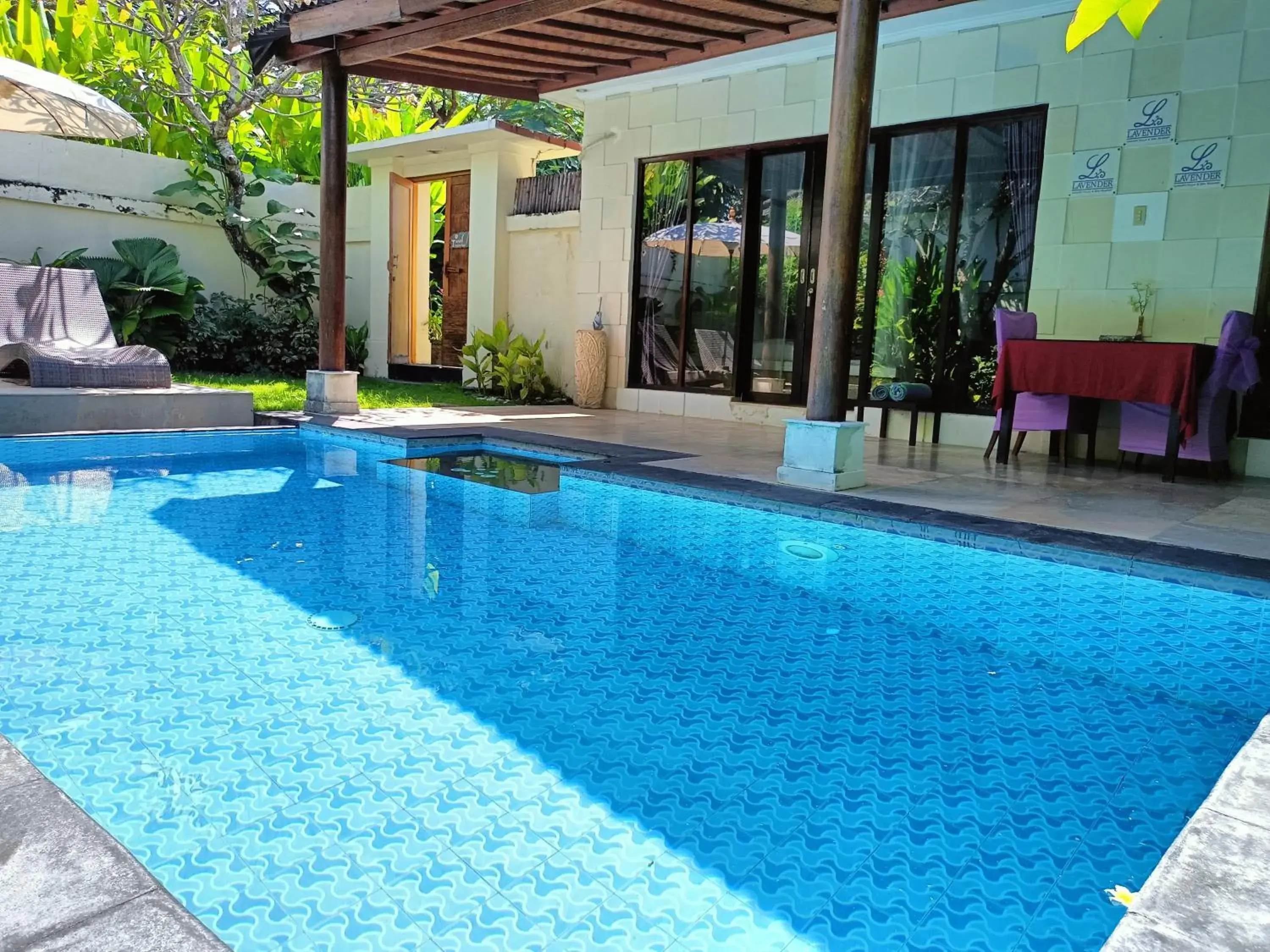 Swimming Pool in Lavender Villa & Spa