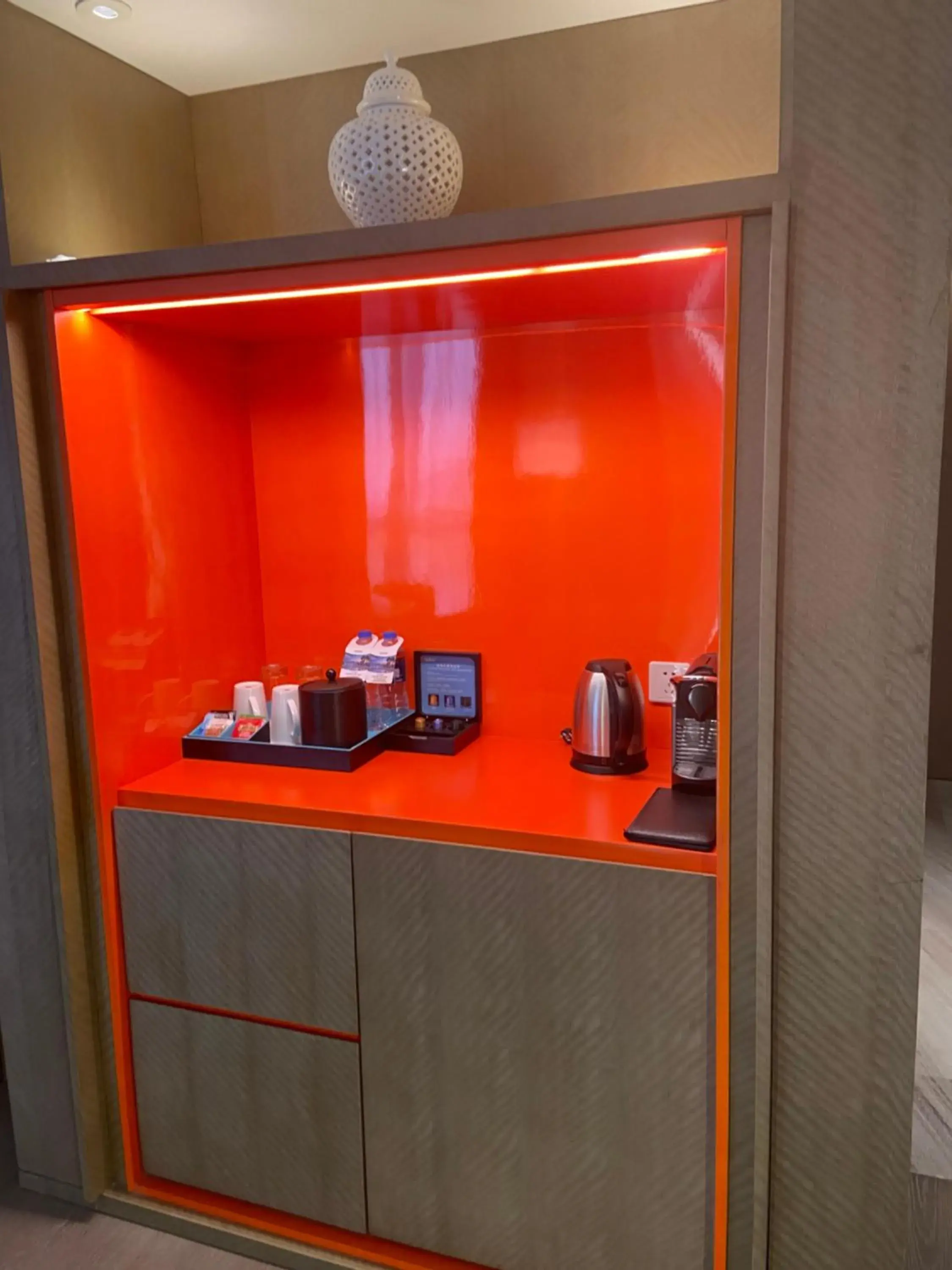 Coffee/tea facilities in Radisson Suzhou