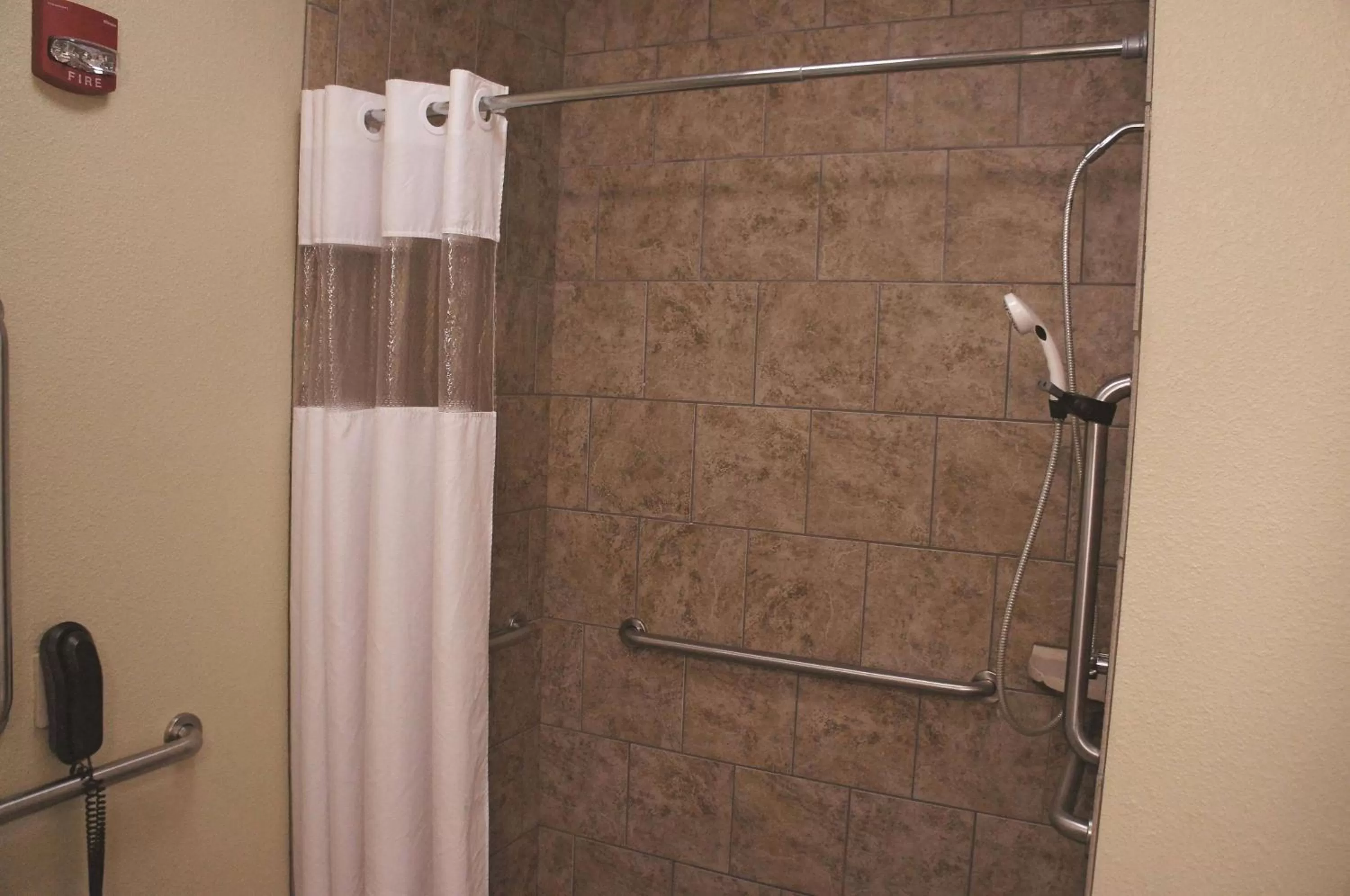 Photo of the whole room in La Quinta by Wyndham Bismarck