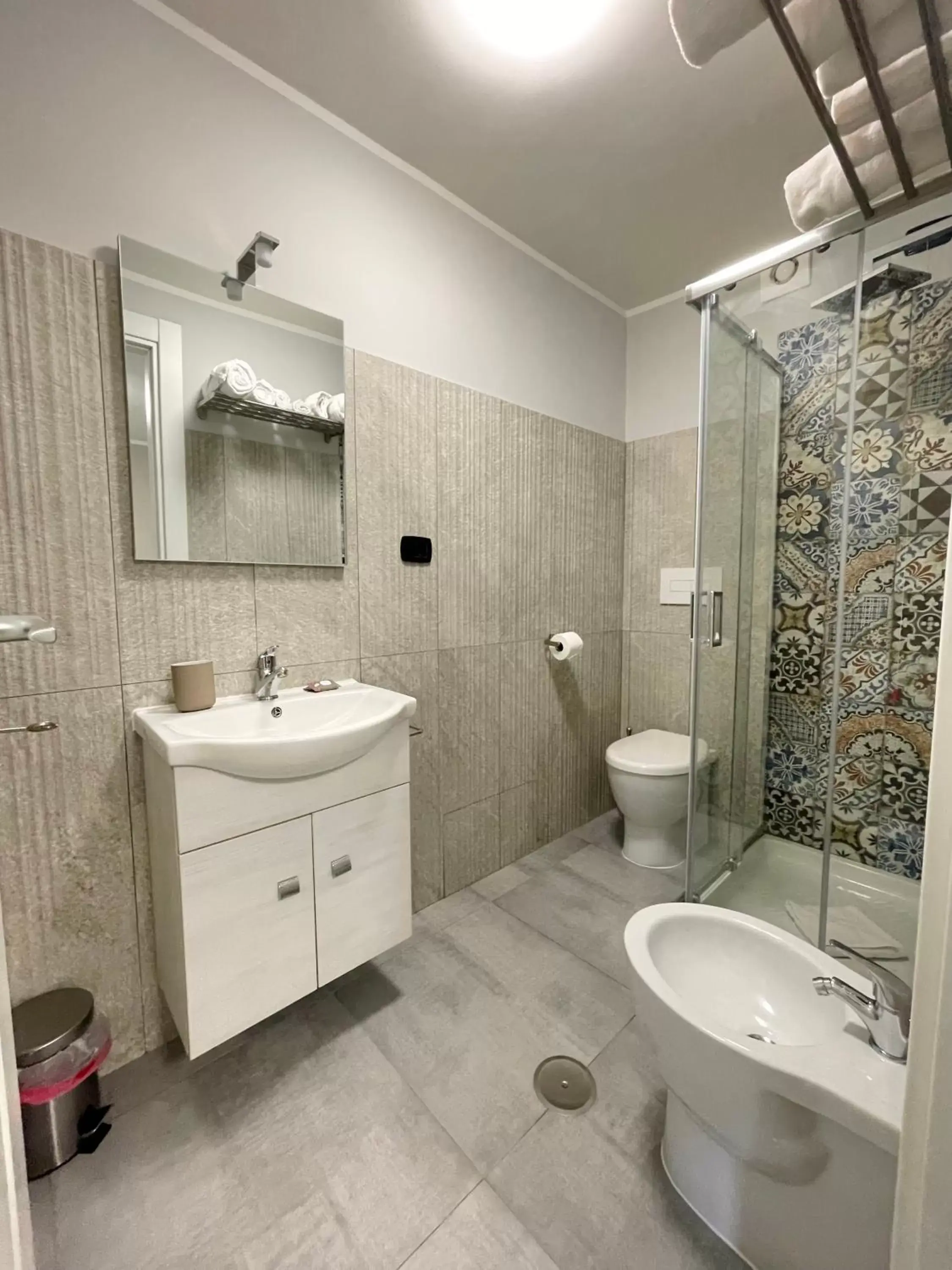 Shower, Bathroom in ALDIVA ROOMS