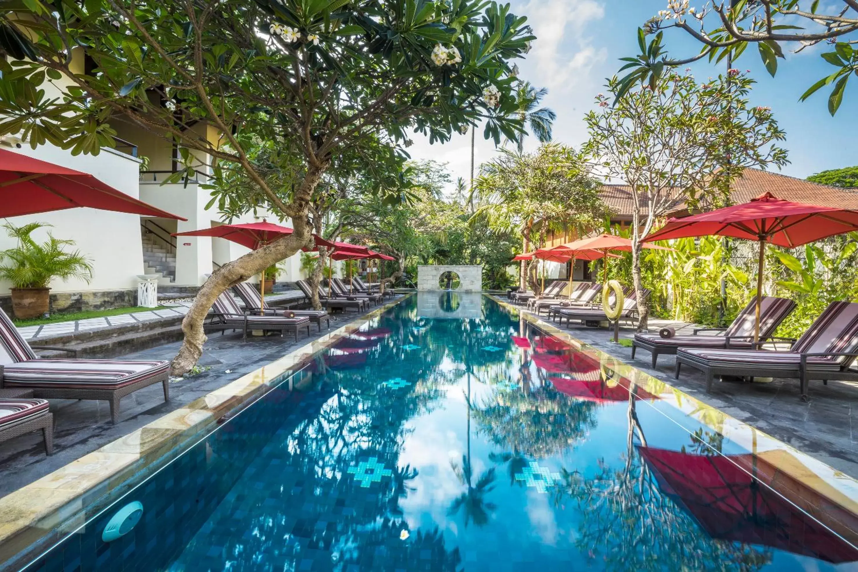 Swimming Pool in Nusa Dua Beach Hotel & Spa, Bali