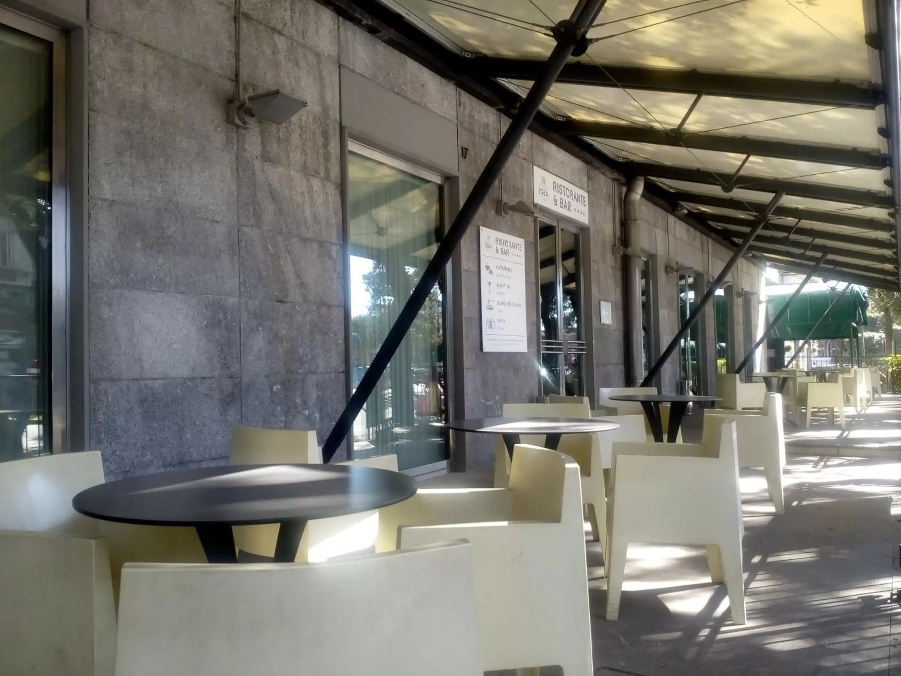 Balcony/Terrace, Lounge/Bar in Hotel Igea