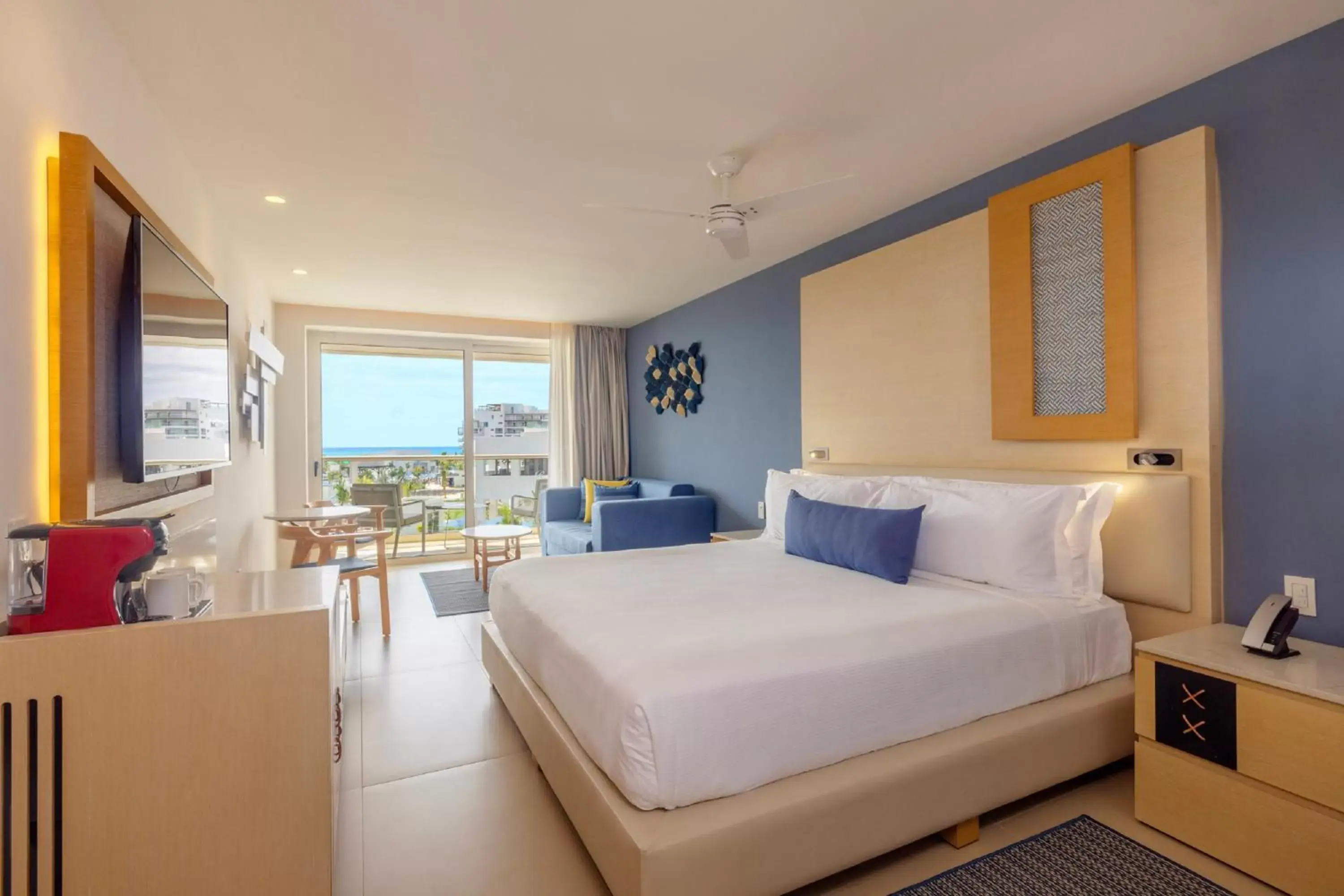 Bed in Royalton Splash Riviera Cancun, An Autograph Collection All-Inclusive Resort