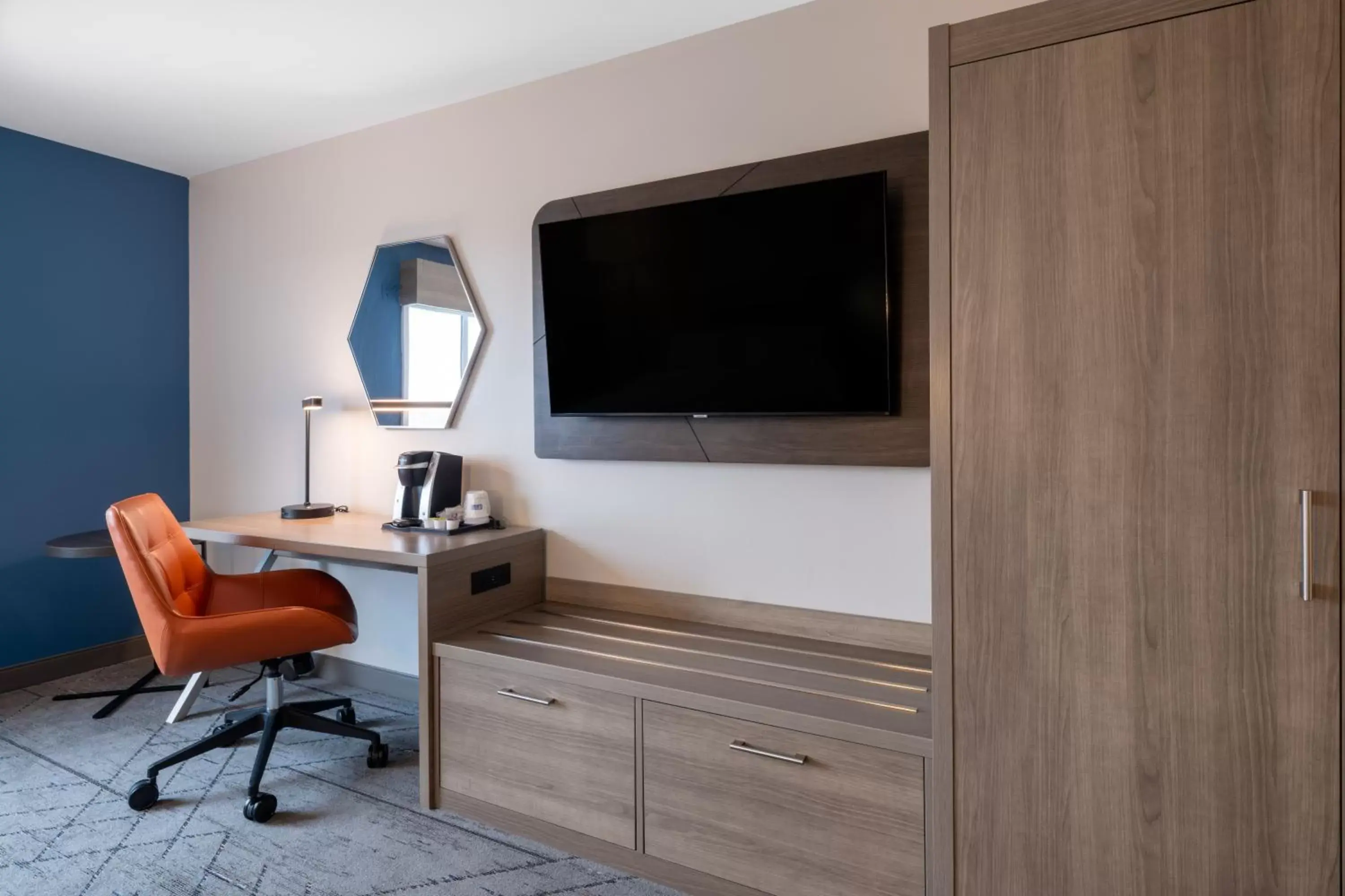 TV/Entertainment Center in Holiday Inn Express - Gaffney, an IHG Hotel