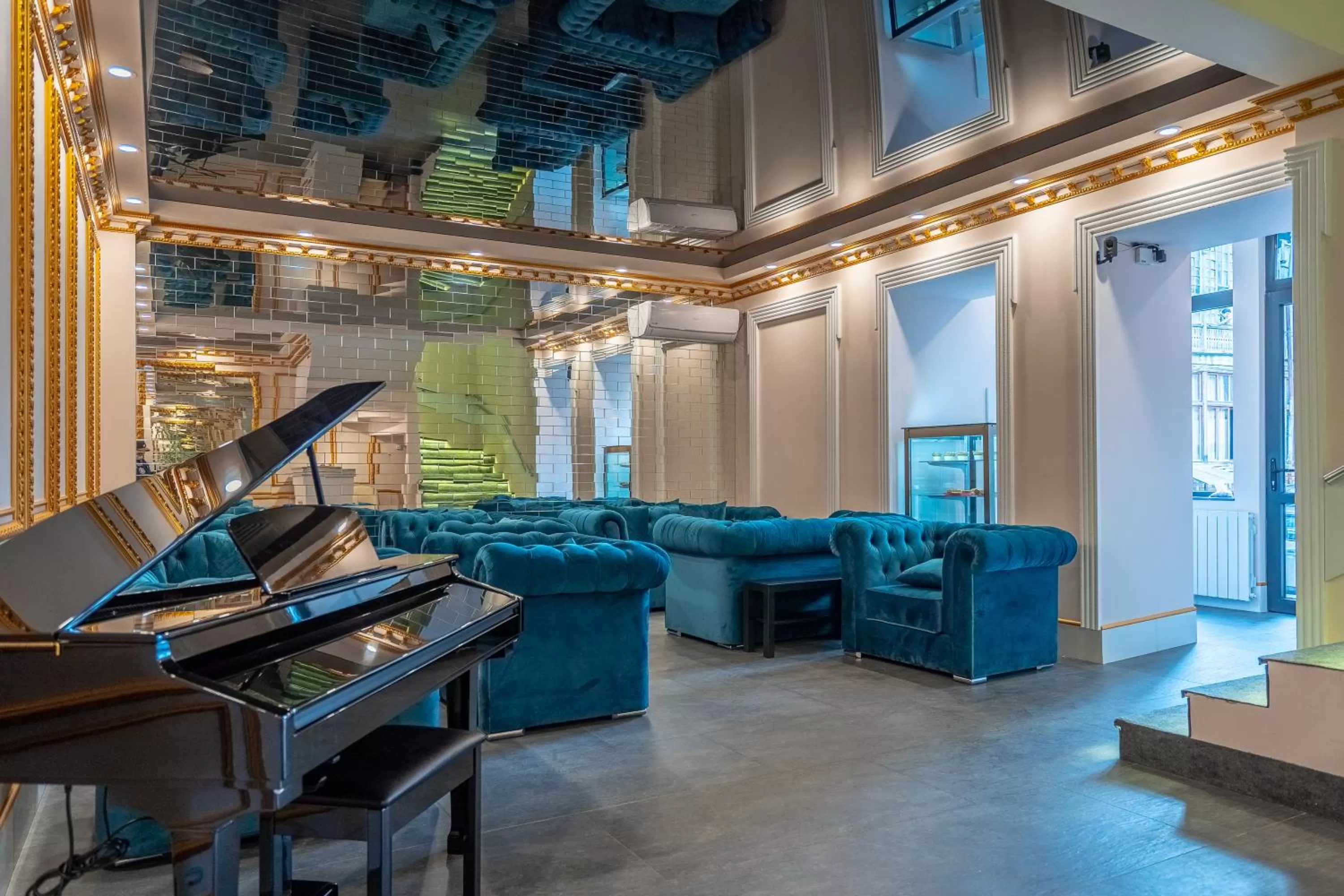 Lobby or reception in 5 STAR APART HOTEL