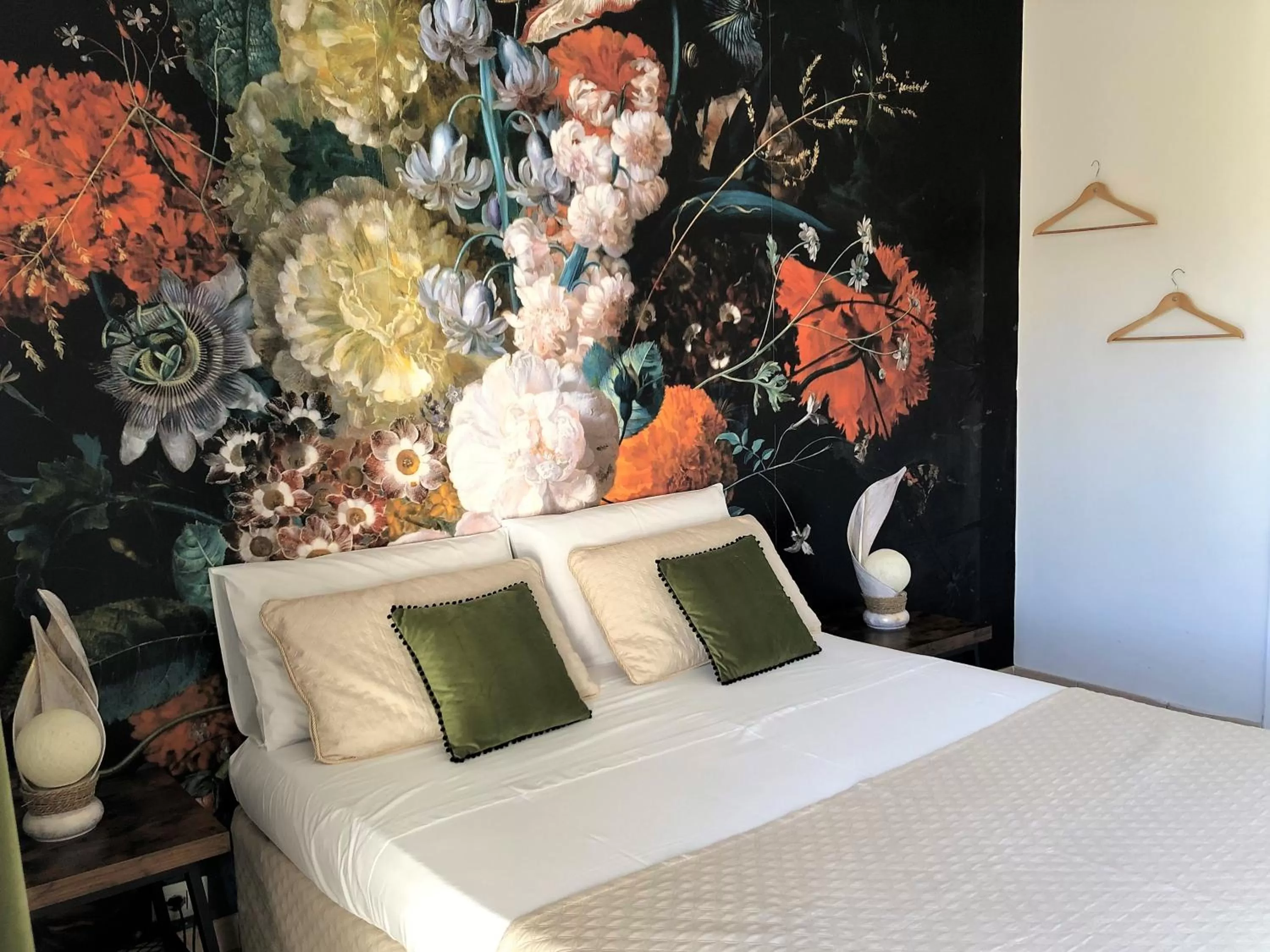 Bedroom, Bed in B&B Fashion style