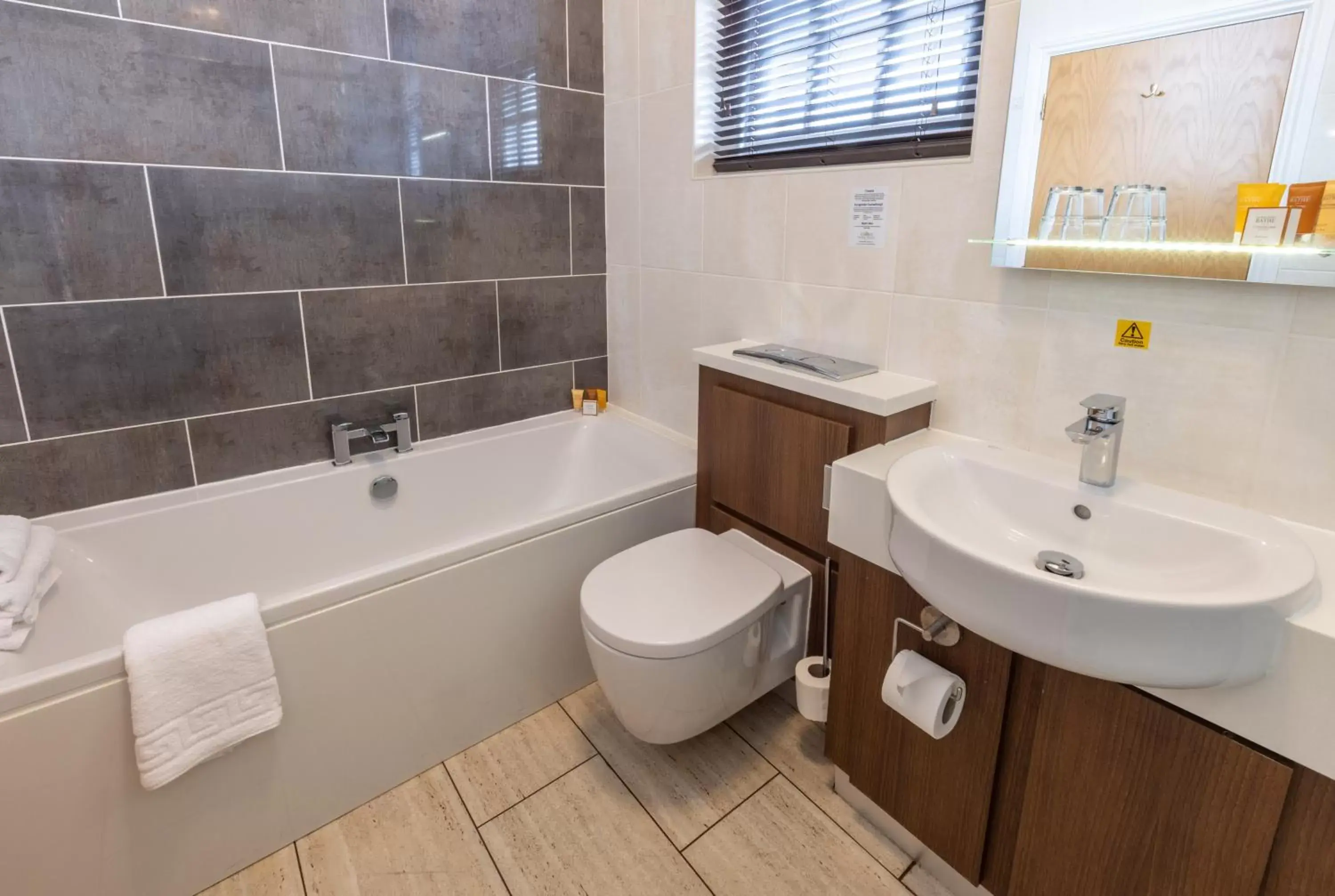 Bathroom in Park Hall Hotel and Spa Wolverhampton