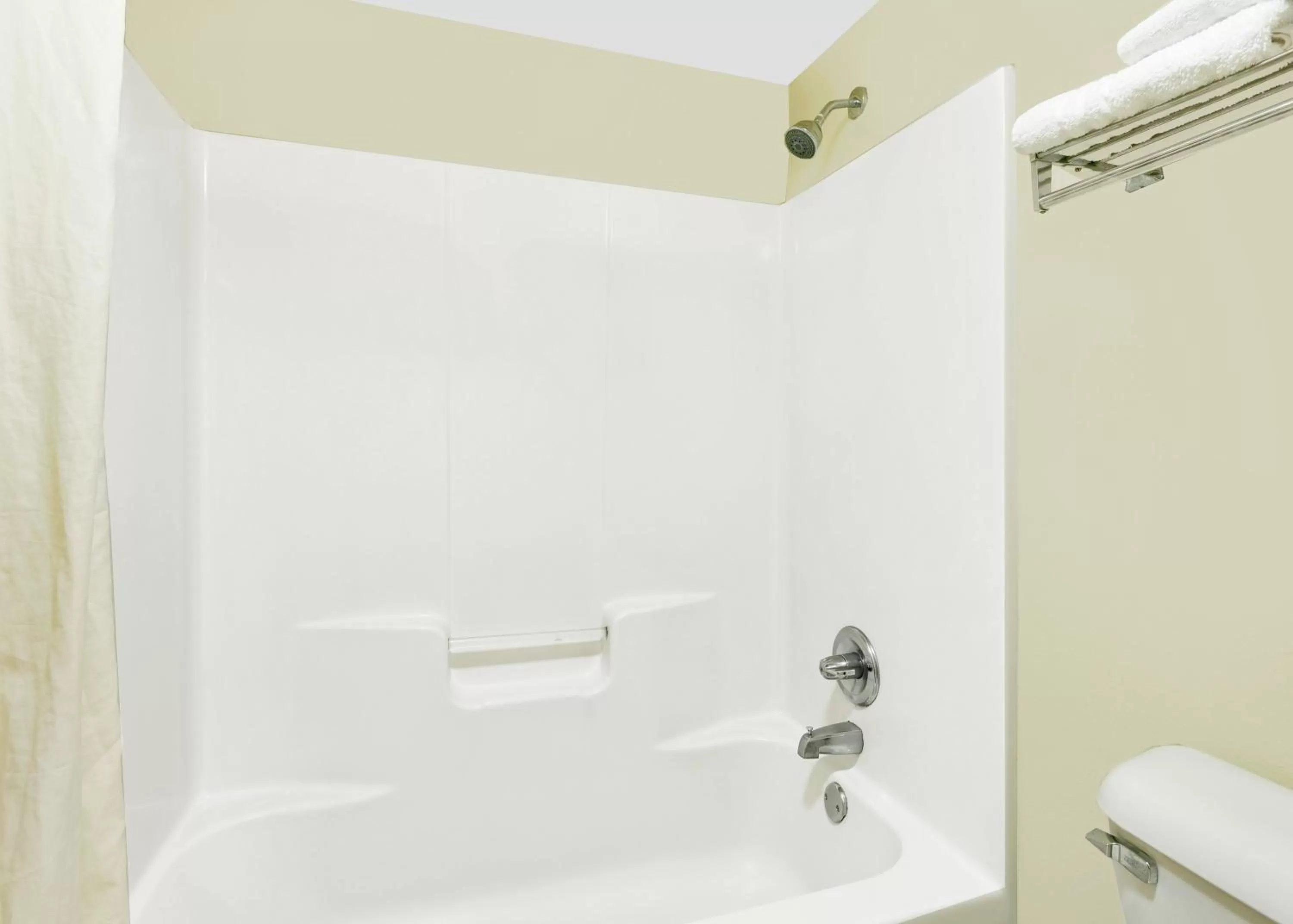 Super 8 by Wyndham Byron/South Macon