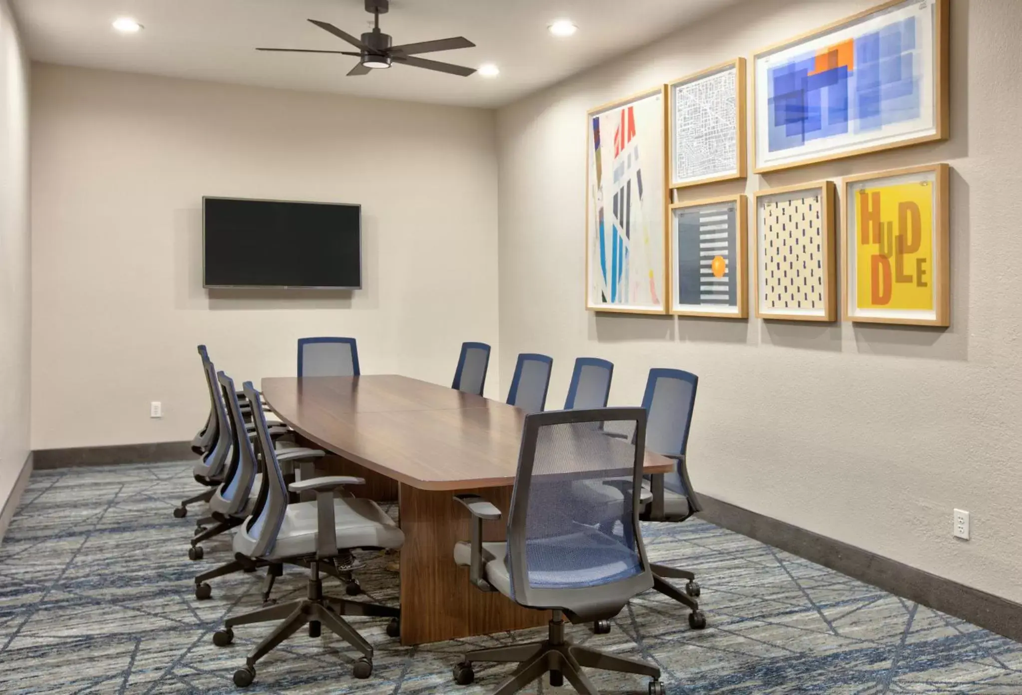 Meeting/conference room in Holiday Inn Express & Suites North Dallas at Preston, an IHG Hotel