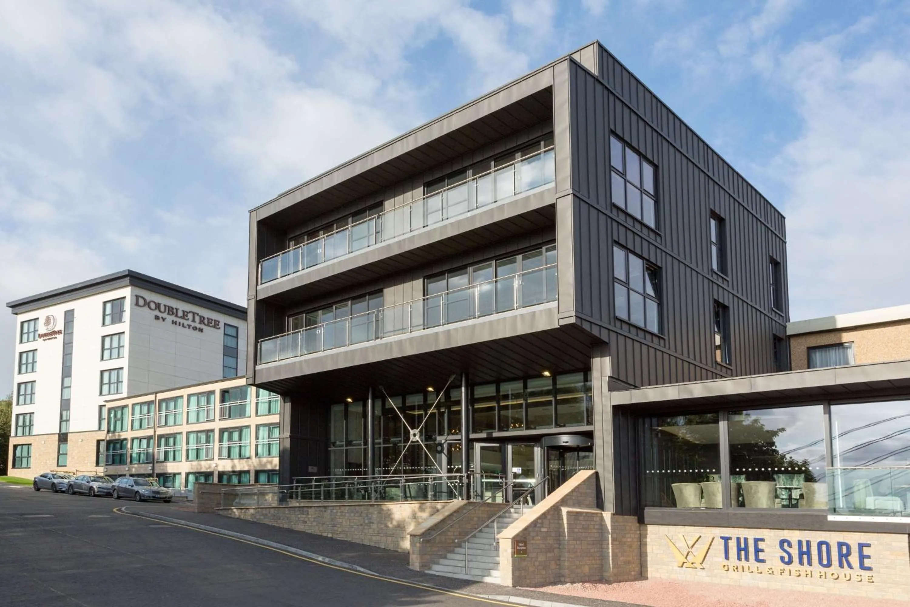 Property building in DoubleTree by Hilton Edinburgh - Queensferry Crossing