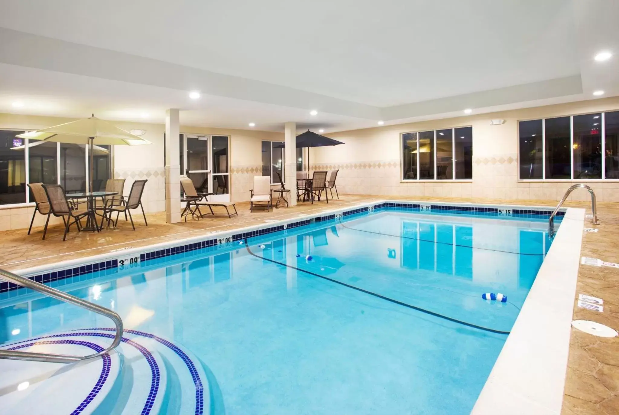 Swimming Pool in Holiday Inn Express Hotel & Suites Chicago South Lansing, an IHG Hotel