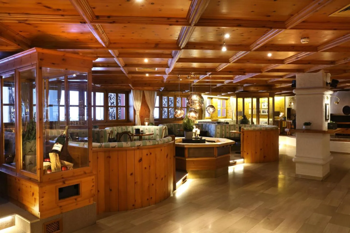 Lounge or bar in JUFA Alpenhotel Saalbach