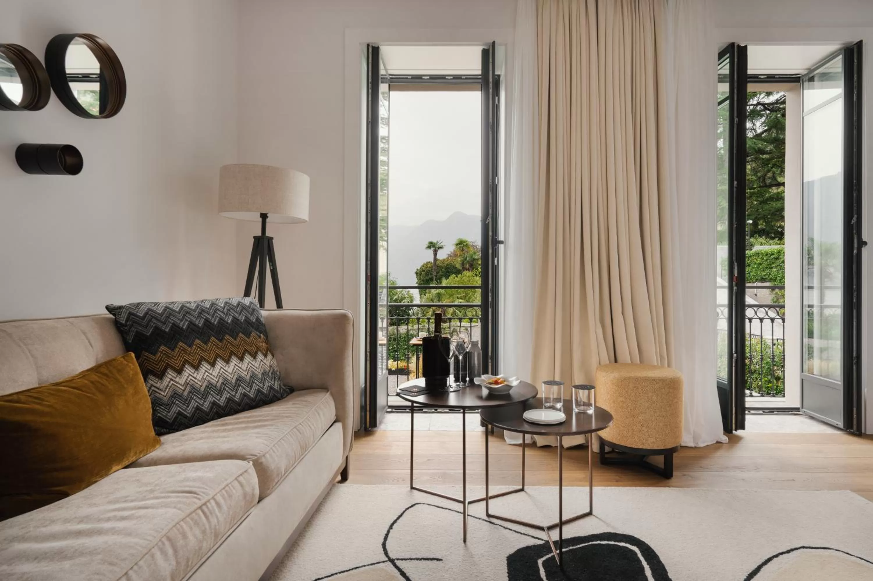 Bed in MUSA Lago di Como