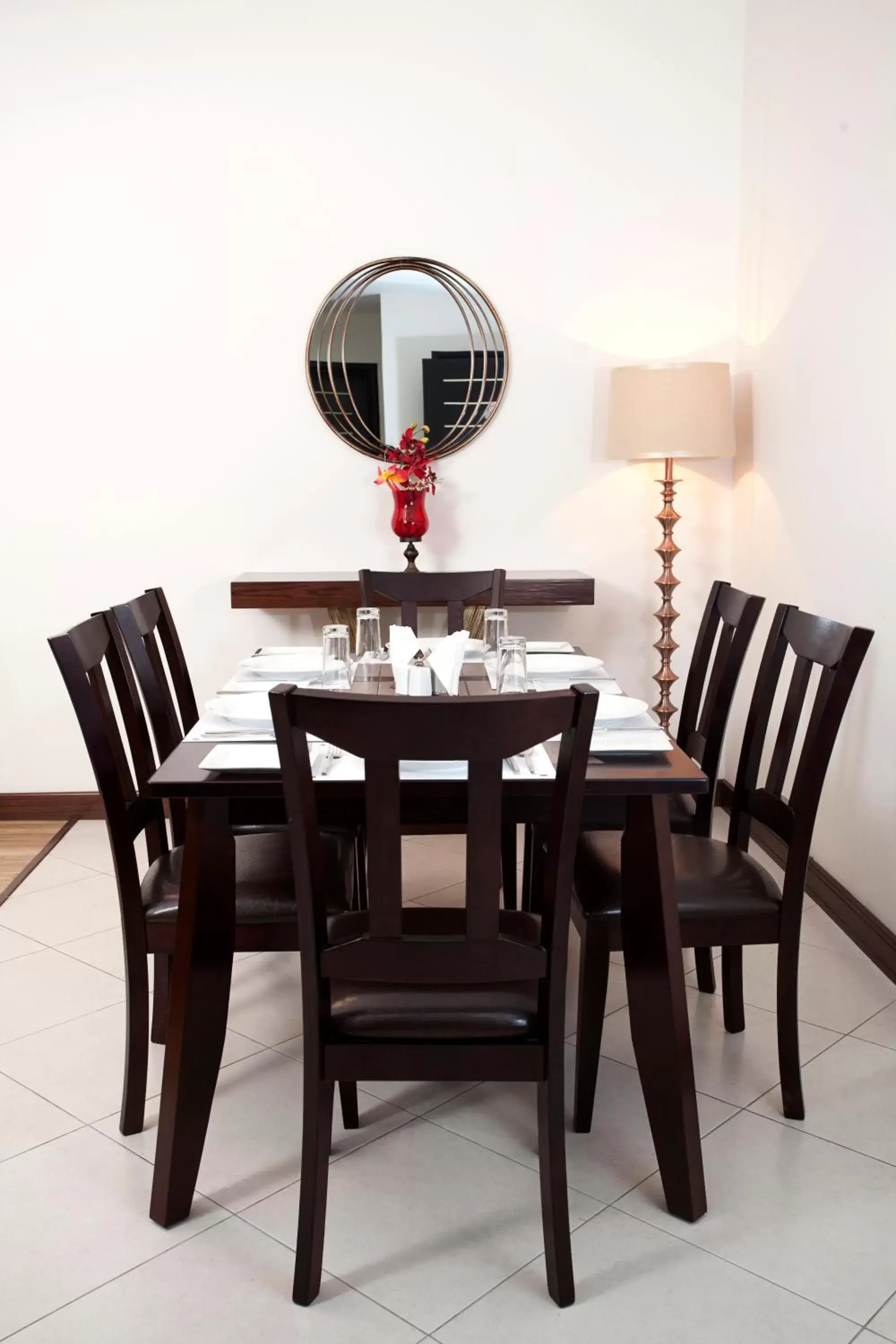 Dining Area in Al Waleed Holiday Homes