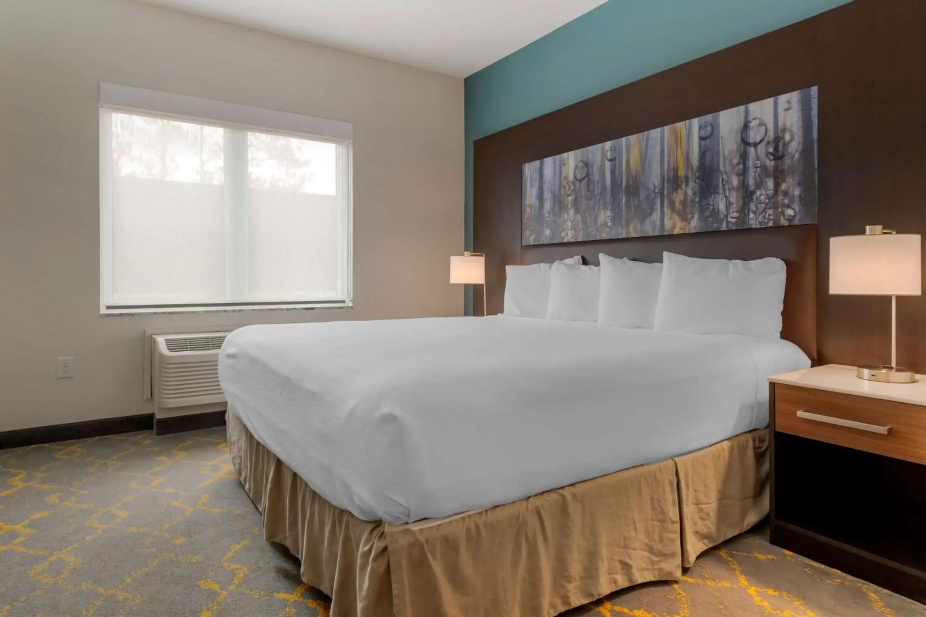 King Suite - Mobility Accessible with Bath Tub in Best Western Plus Isanti King Suite - Mobility Accessible with Bath Tub in Best Western Plus Isanti