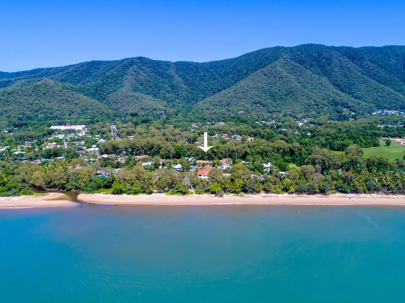 Bird's eye view in Villa Beach Palm Cove