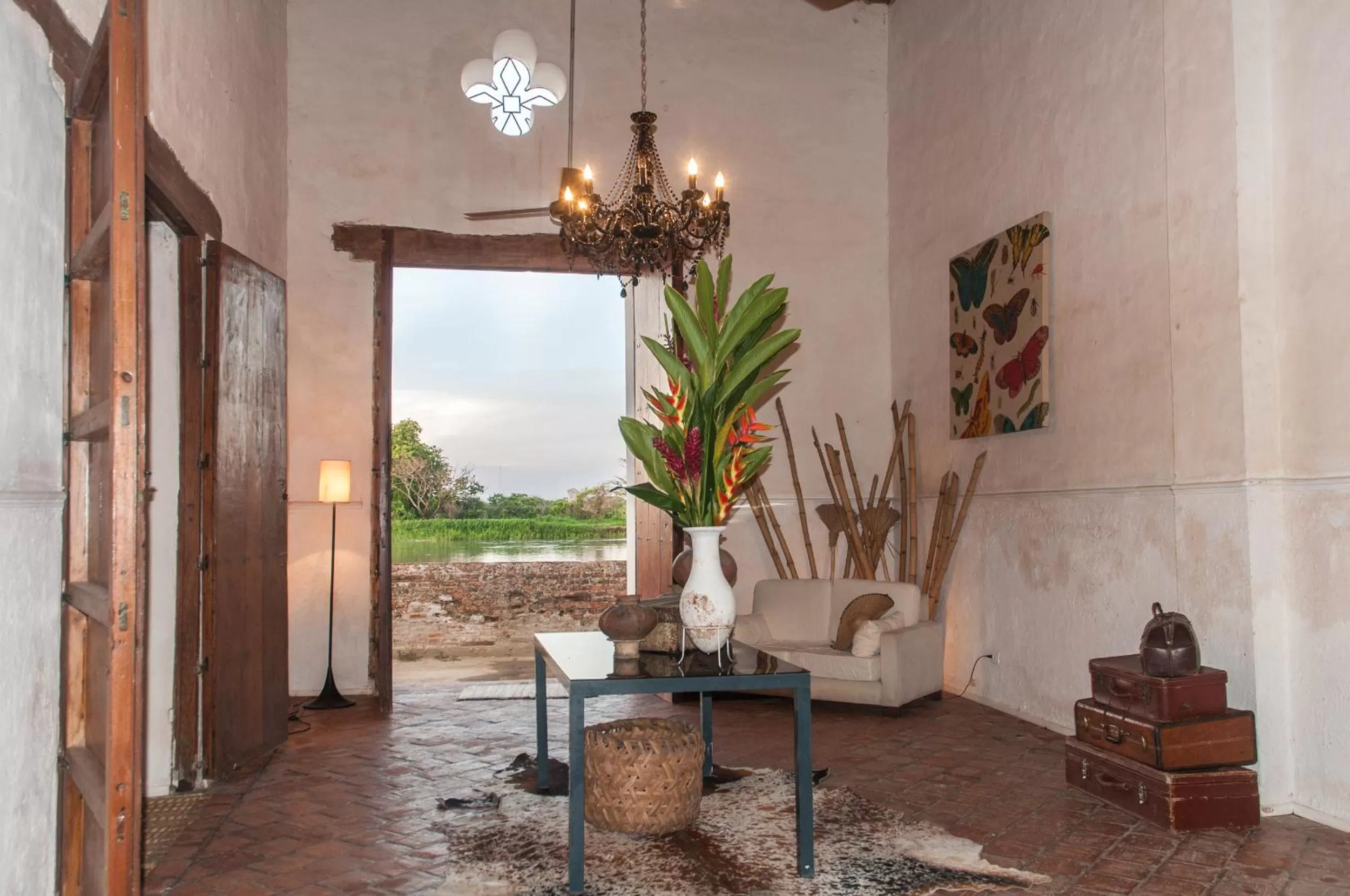 Day in Portal de la Marquesa