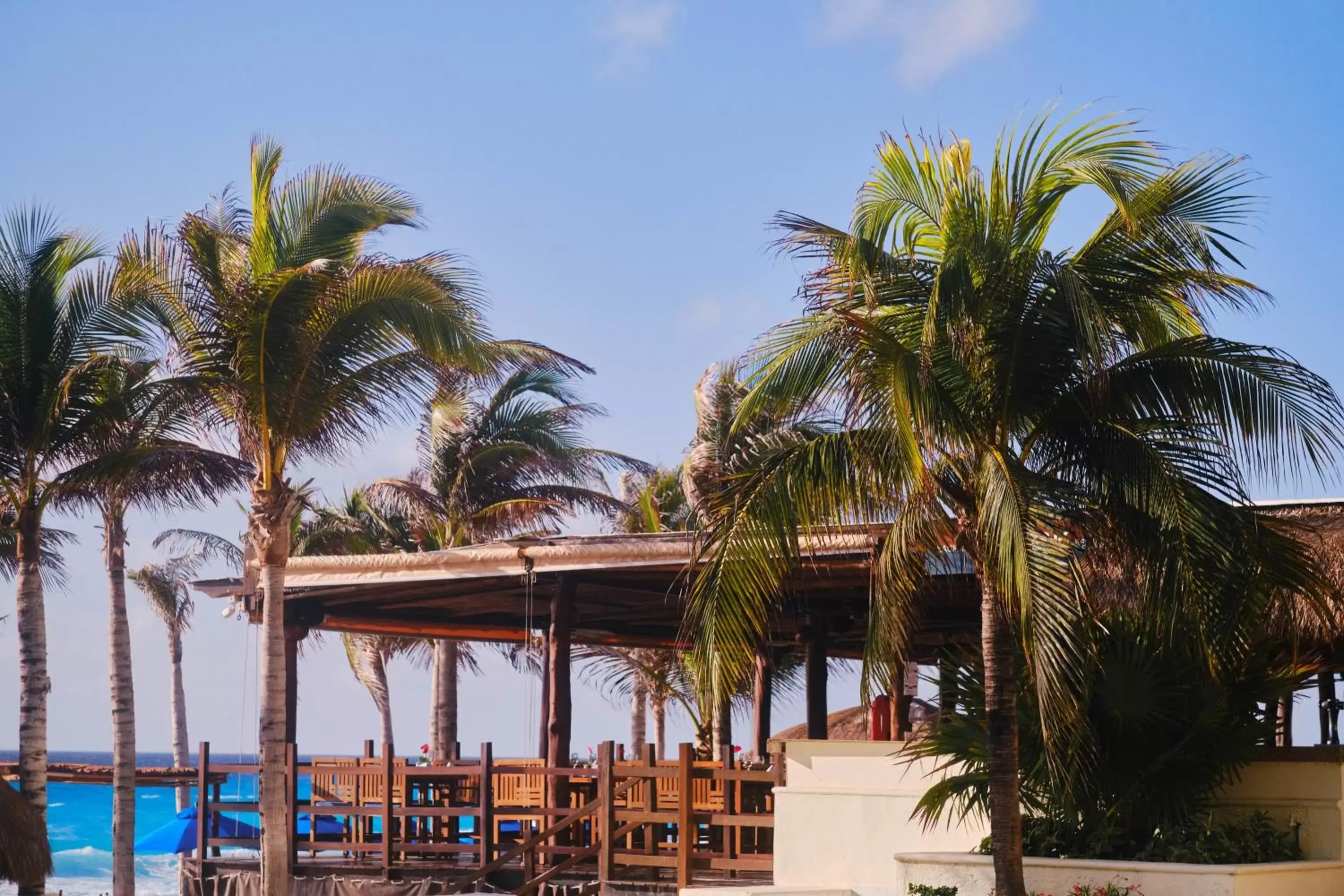 Restaurant/places to eat in Hotel NYX Cancun