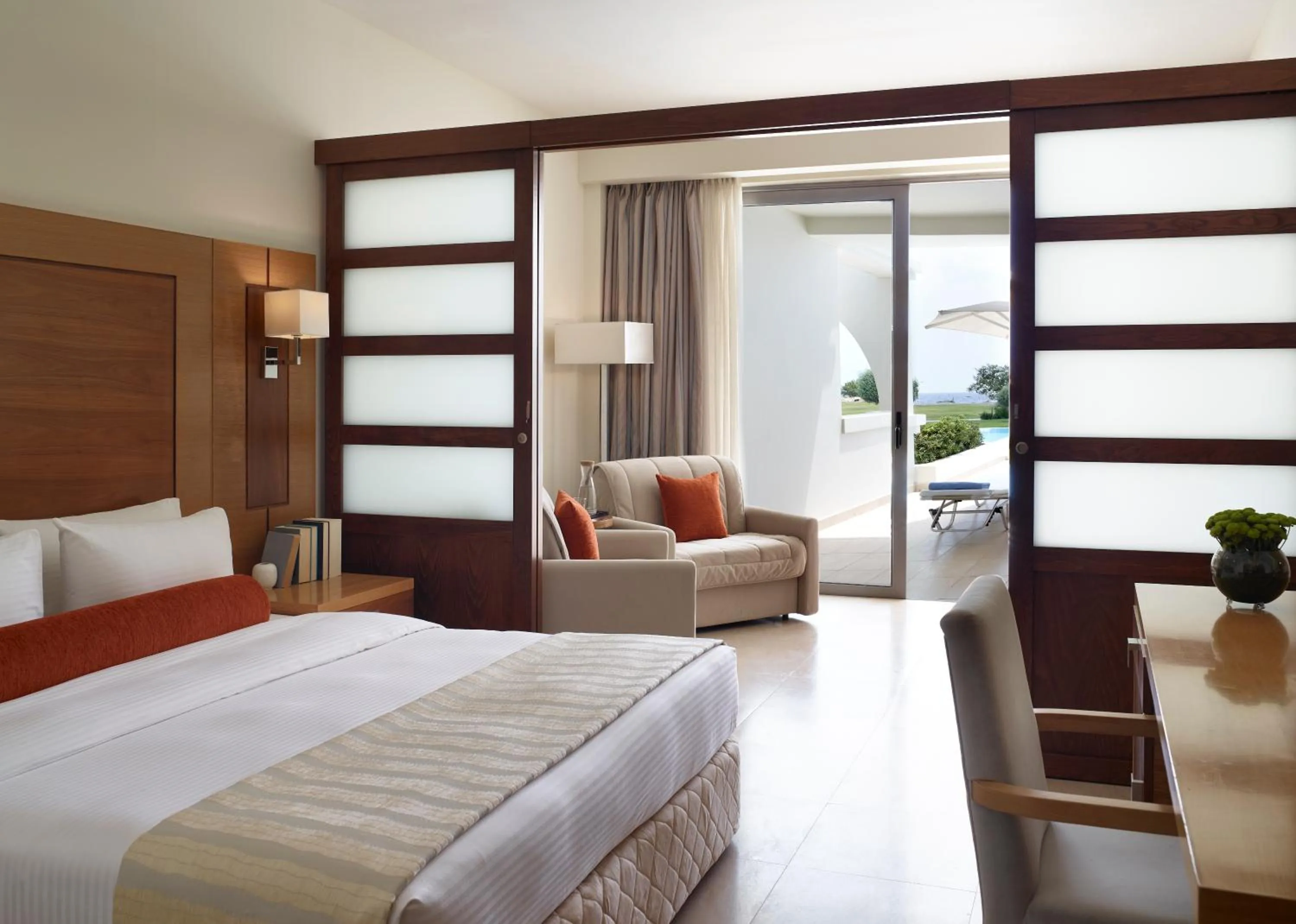 Sea view, Bed in Apollo Blue