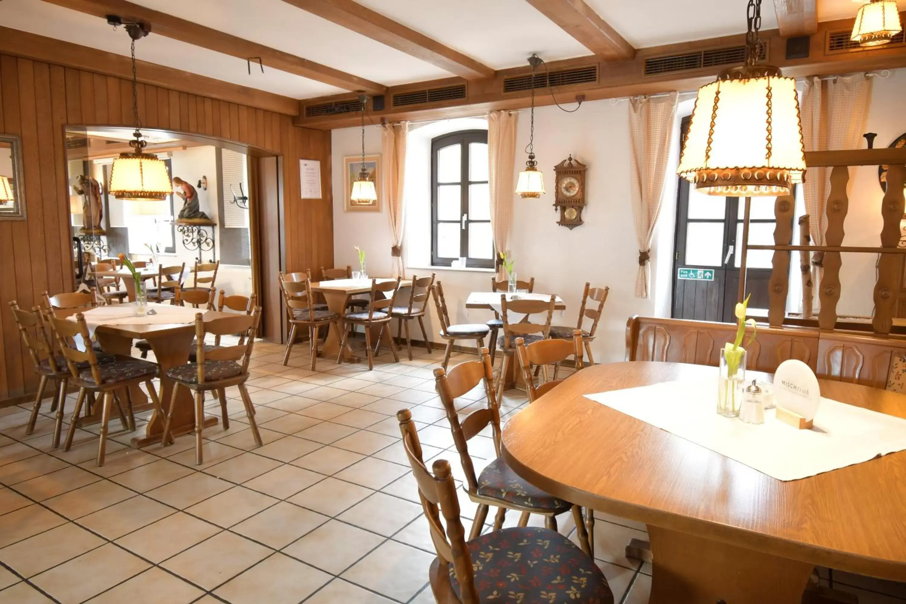 Restaurant/Places to Eat in Akzent Hotel Franziskaner