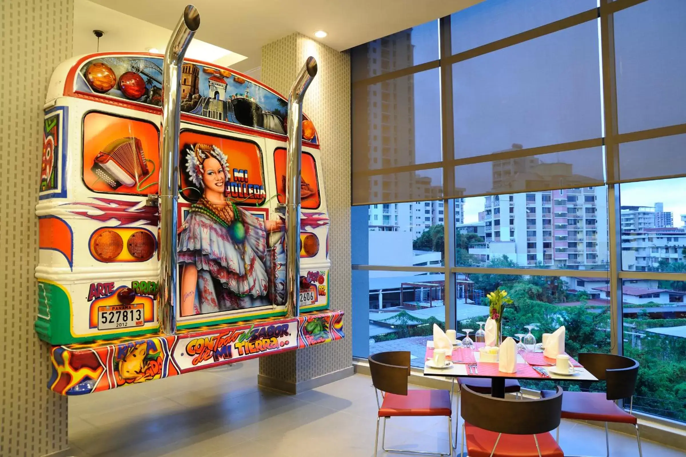 Restaurant/places to eat in Novotel Panama City