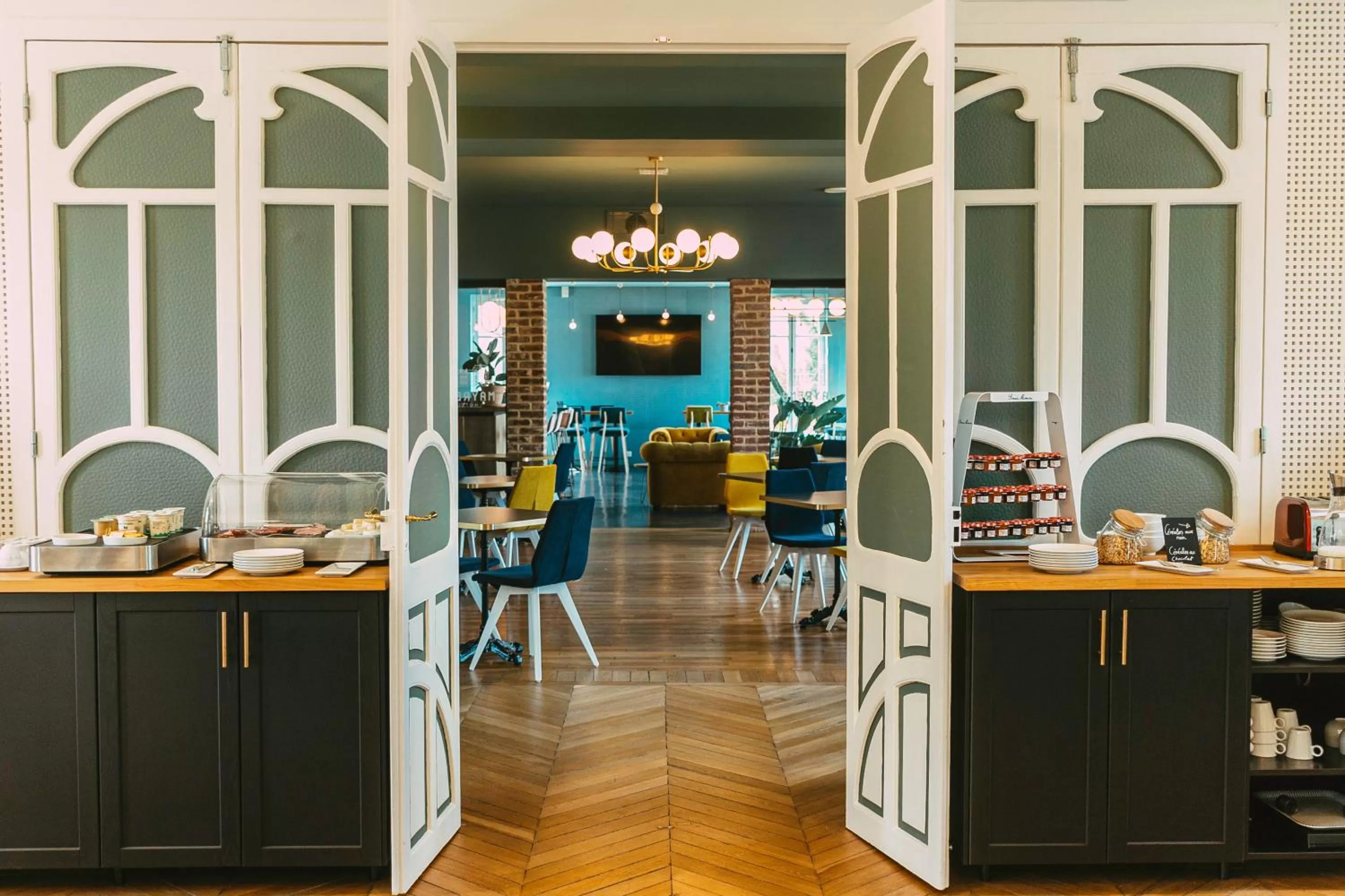 Food in Mayrena Hotel Restaurant