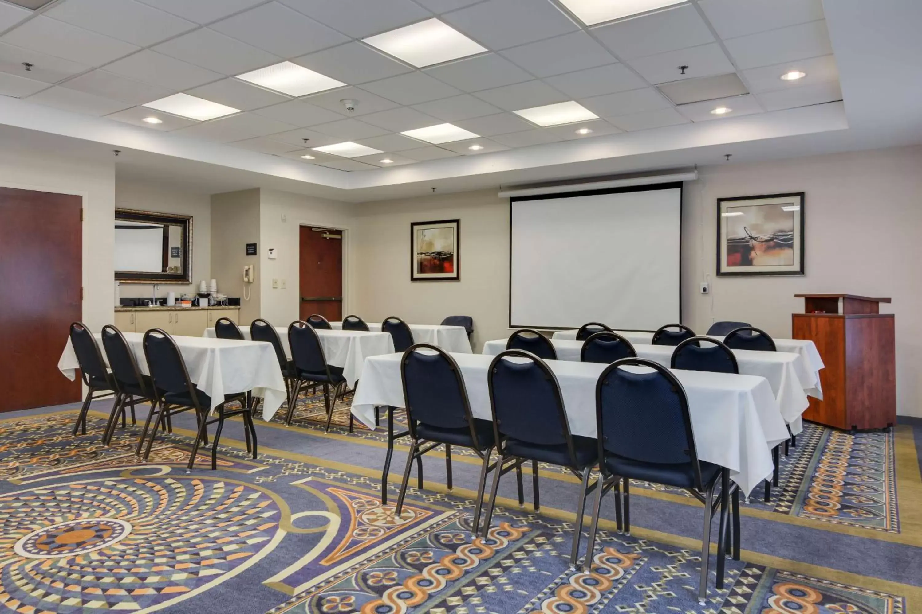 Meeting/conference room in Hampton Inn Atlanta-Fairburn