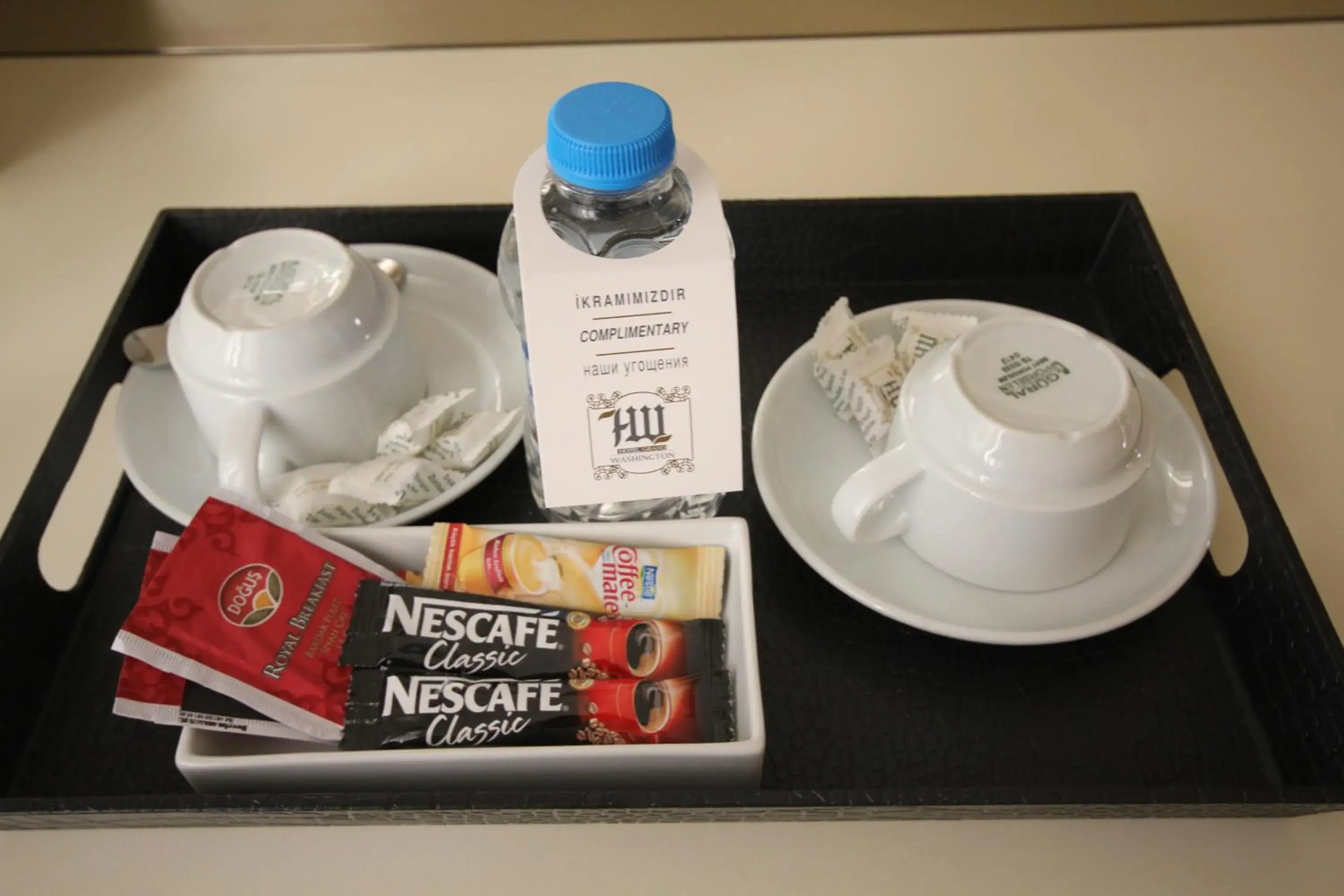 Coffee/tea facilities in Grand Washington Hotel