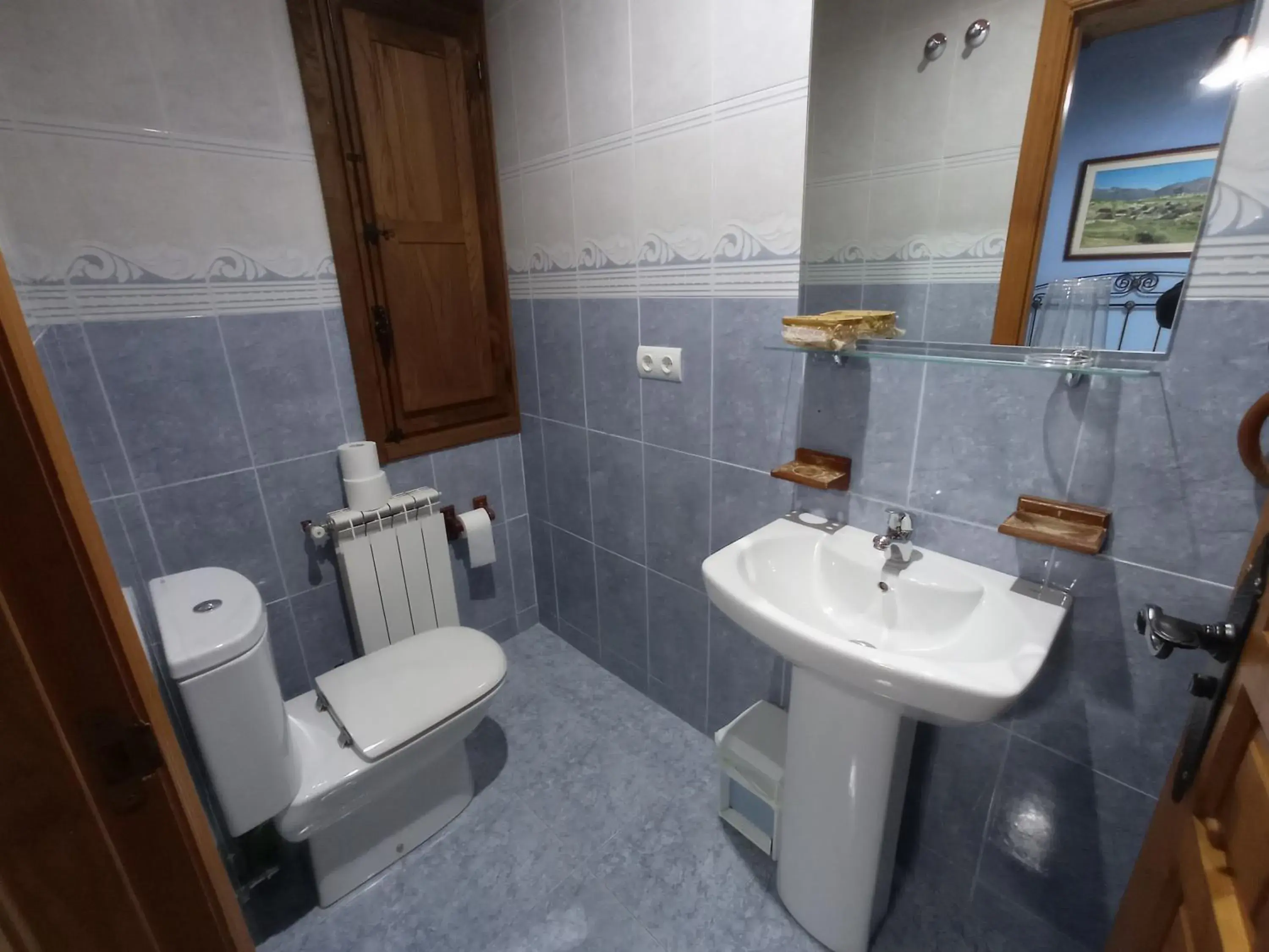 Bathroom in Hotel Rural Camino Medulas