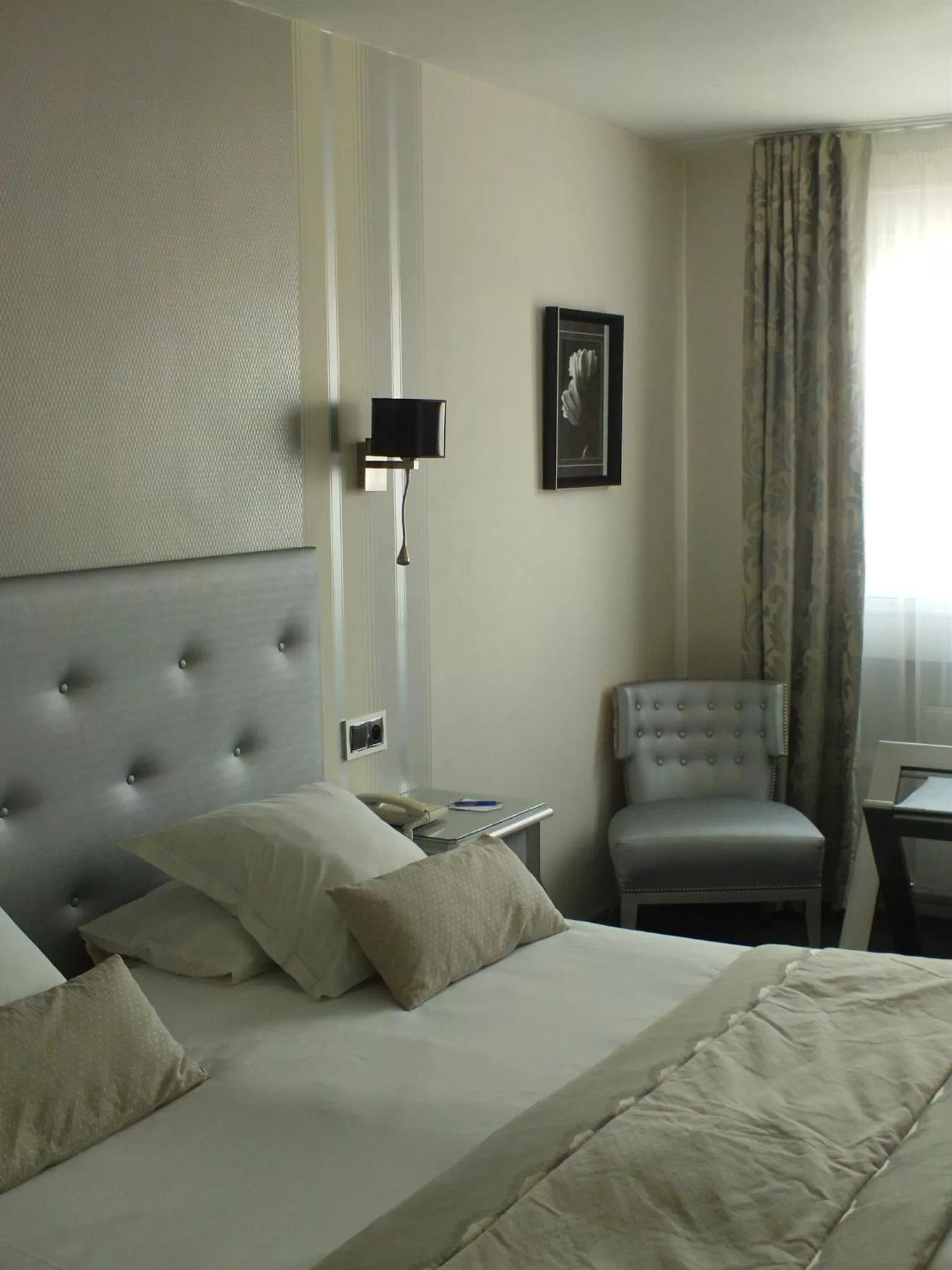 Bed in Hotel de Champagne