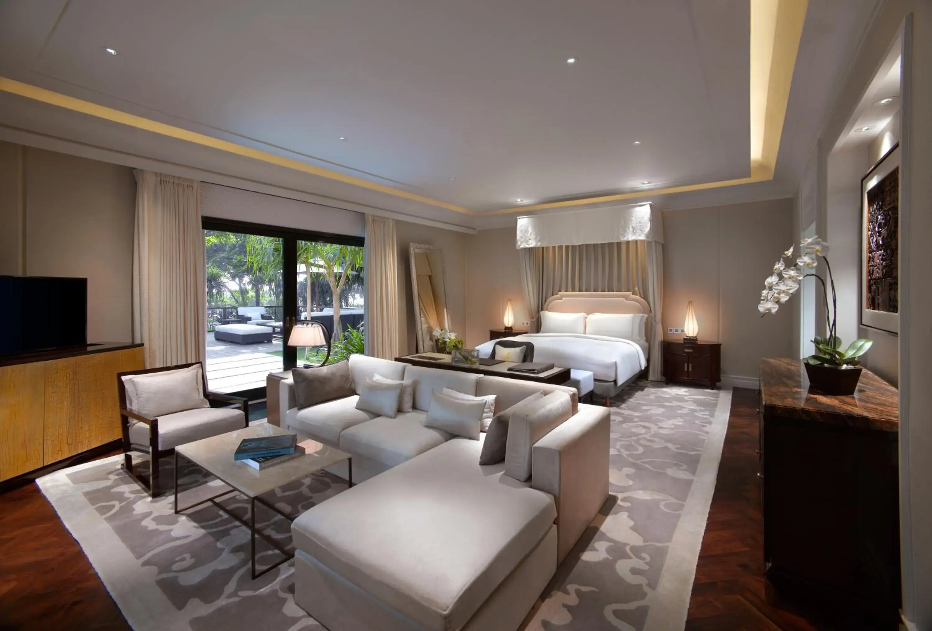 Day, Lounge/Bar in Suites & Villas at Sofitel Bali