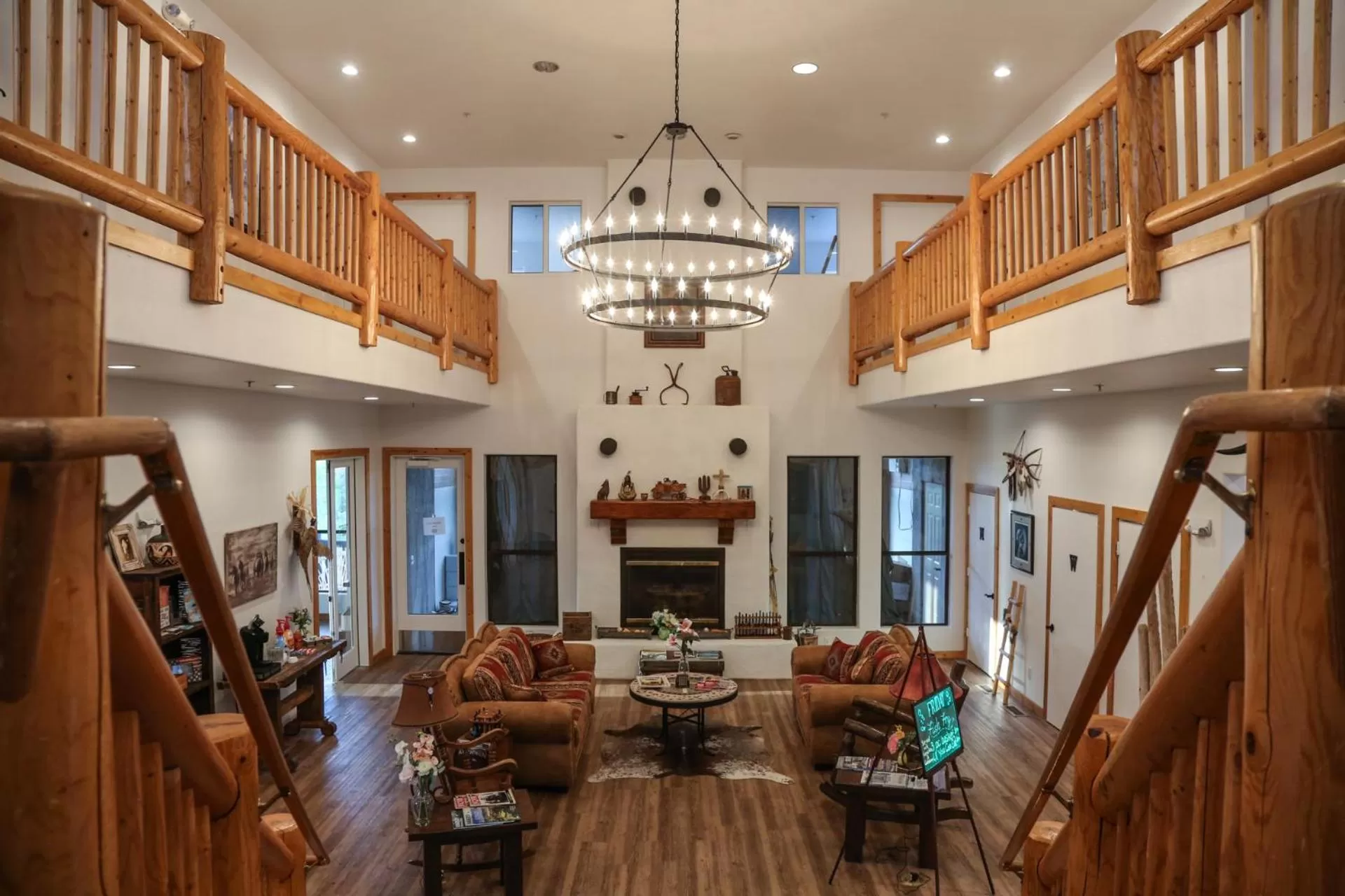 Lobby or reception in Creekside Lodge and Cabins