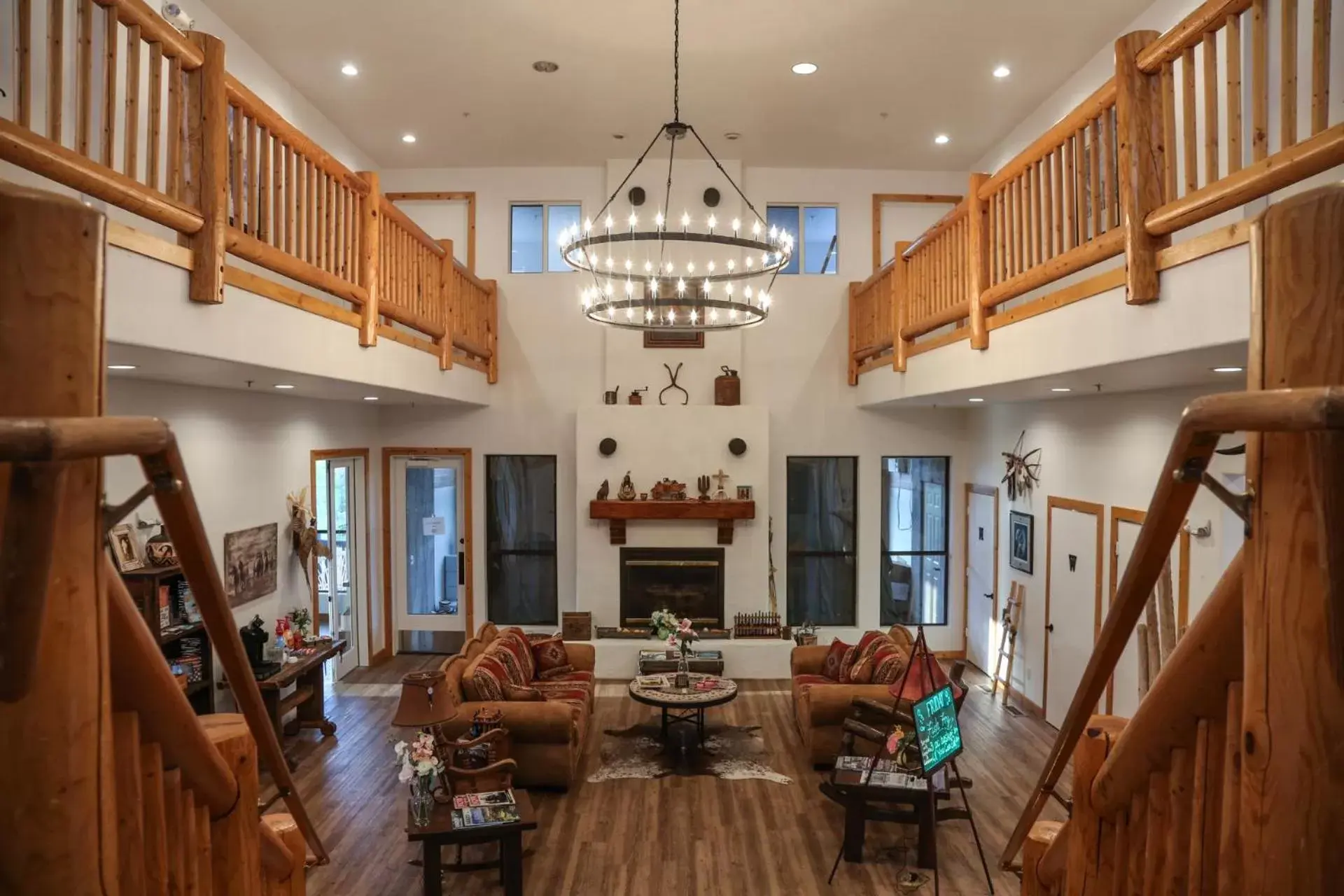 Lobby or reception in Creekside Lodge and Cabins Lobby or reception in Creekside Lodge and Cabins