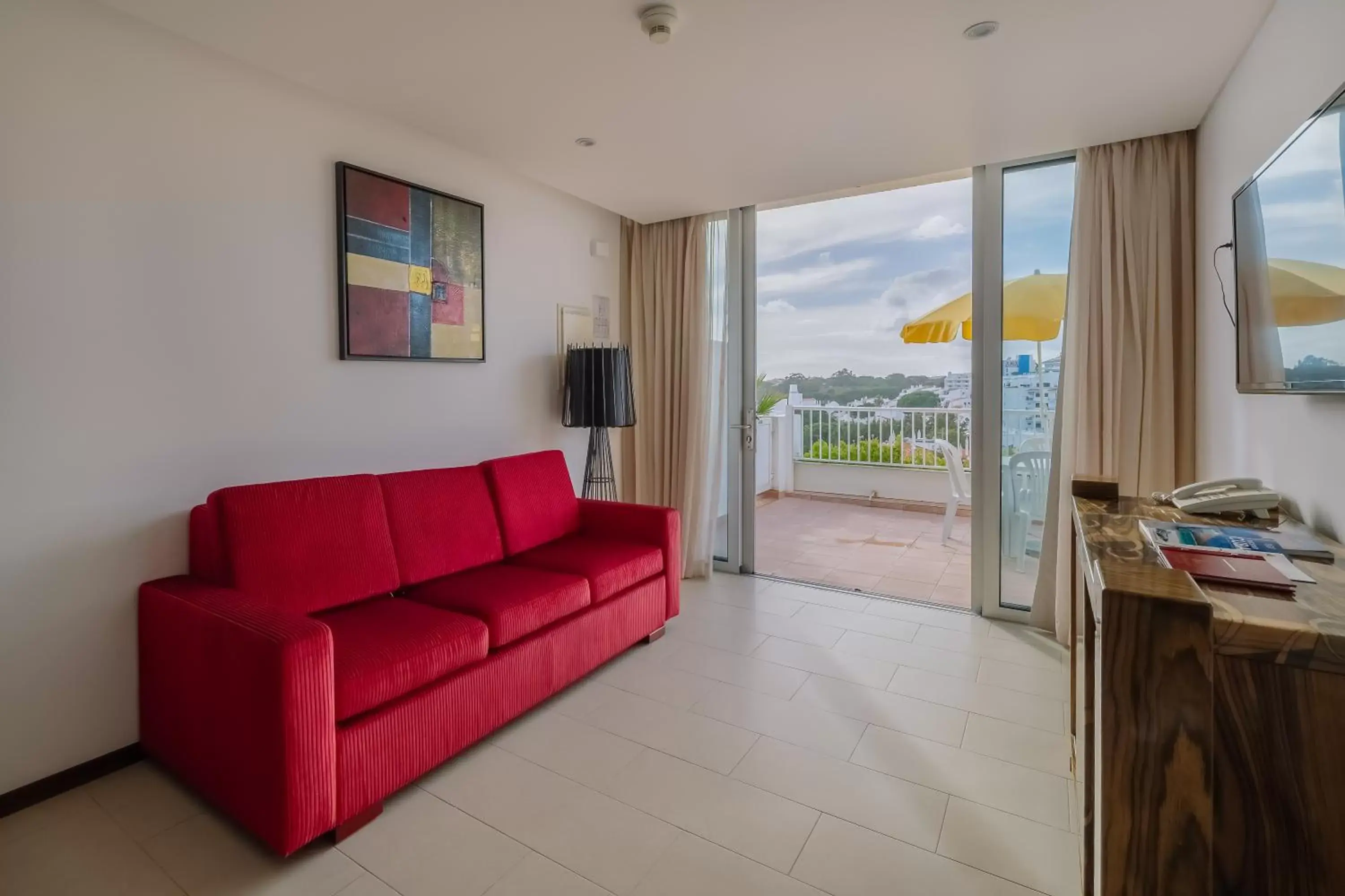 Living room, Seating Area in Muthu Clube Praia da Oura