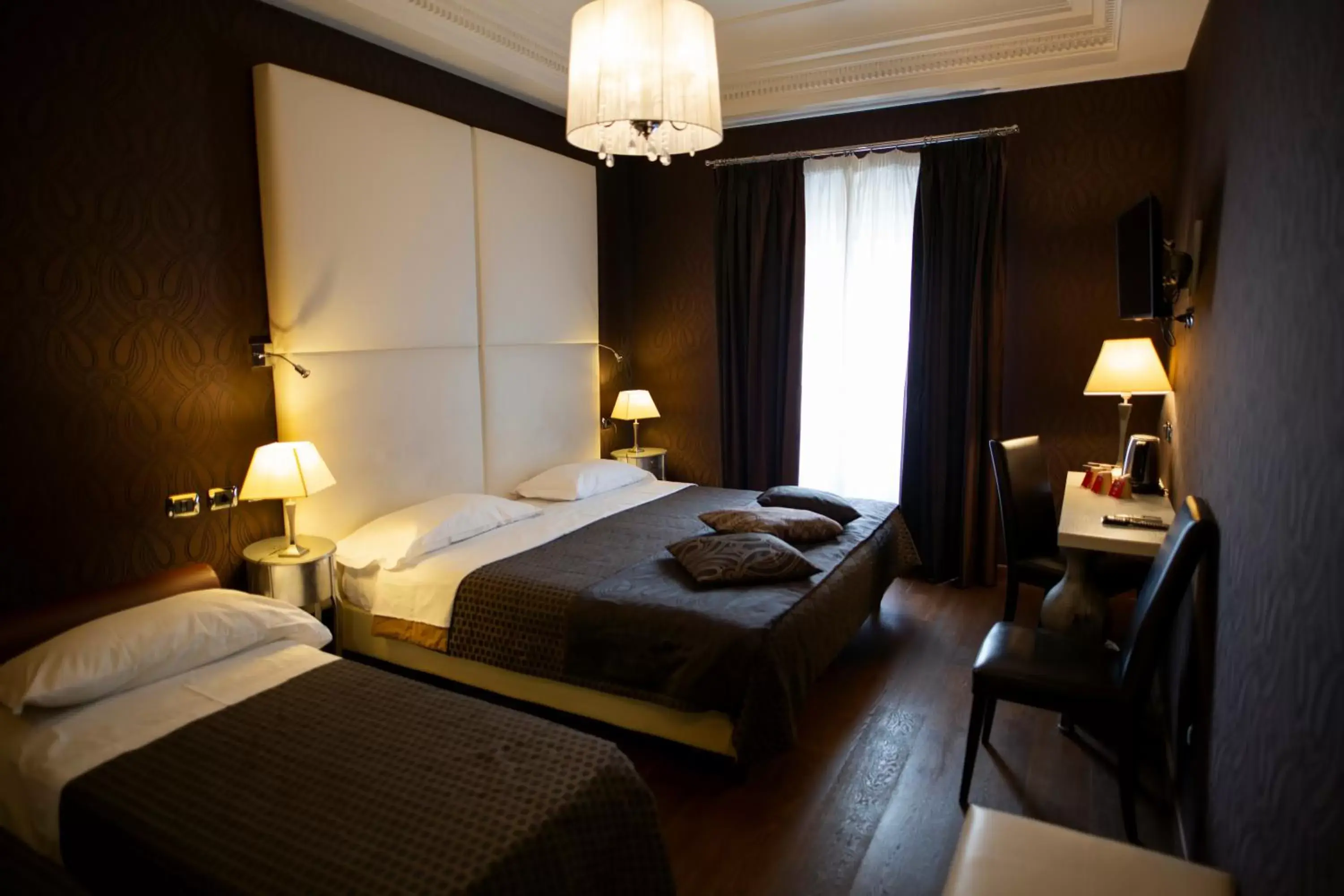 Bedroom, Bed in LH Hotel Andreotti