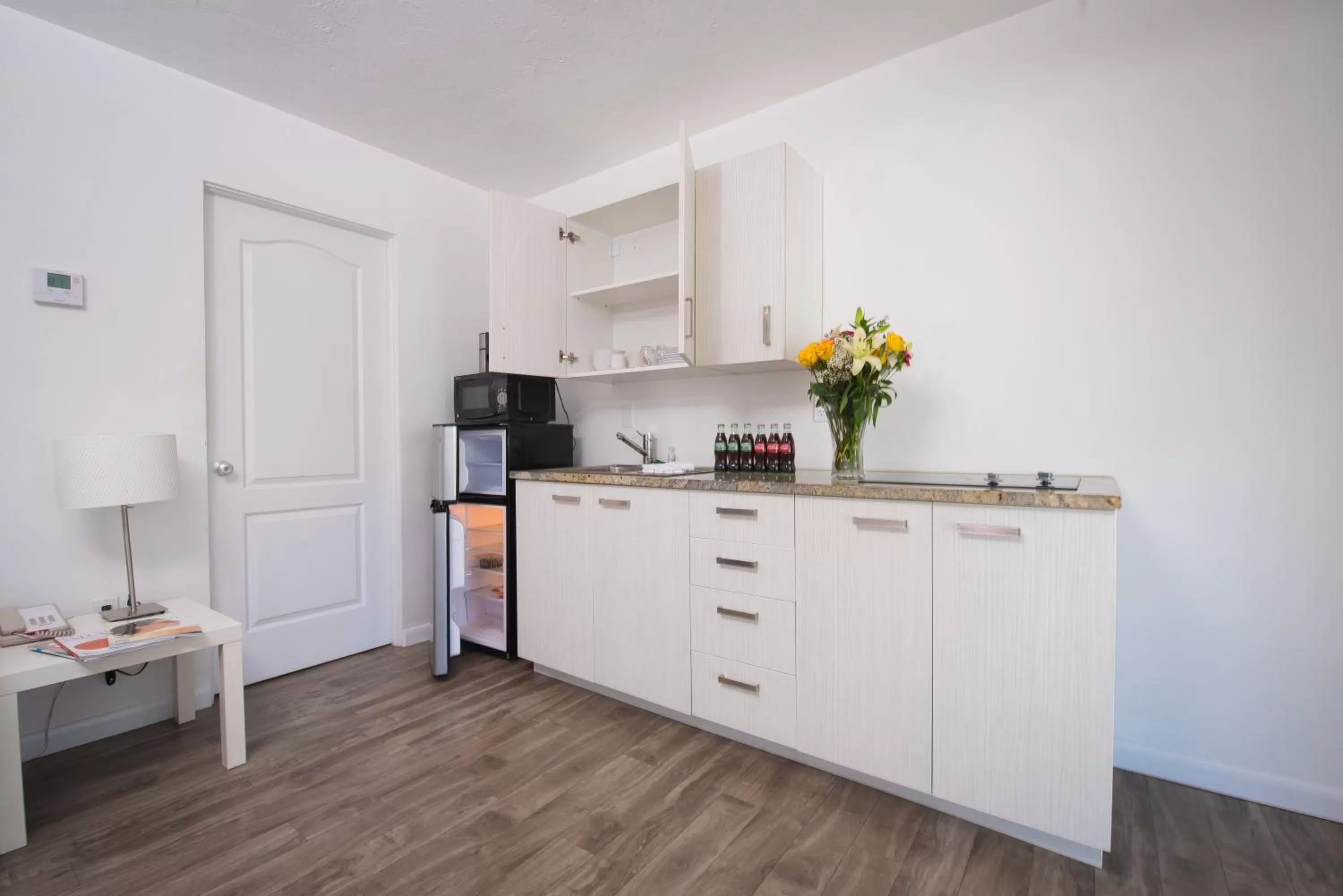 Coffee/tea facilities in Regency Inn & Suites Sarasota