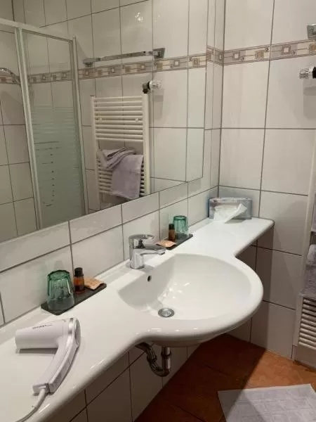 Bathroom in Burg Wassenberg