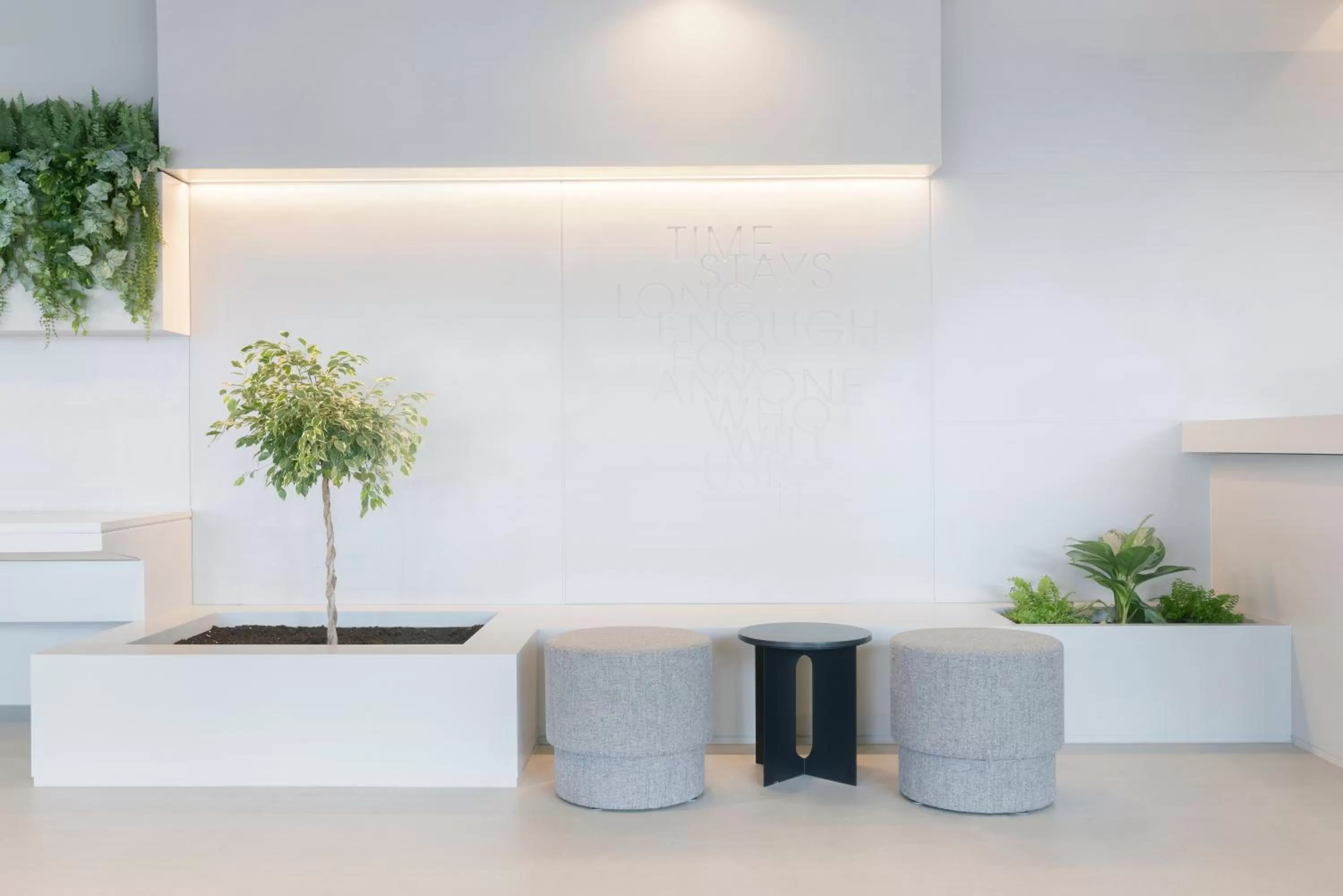 Lobby or reception in Leonardo Hotel Manchester Piccadilly