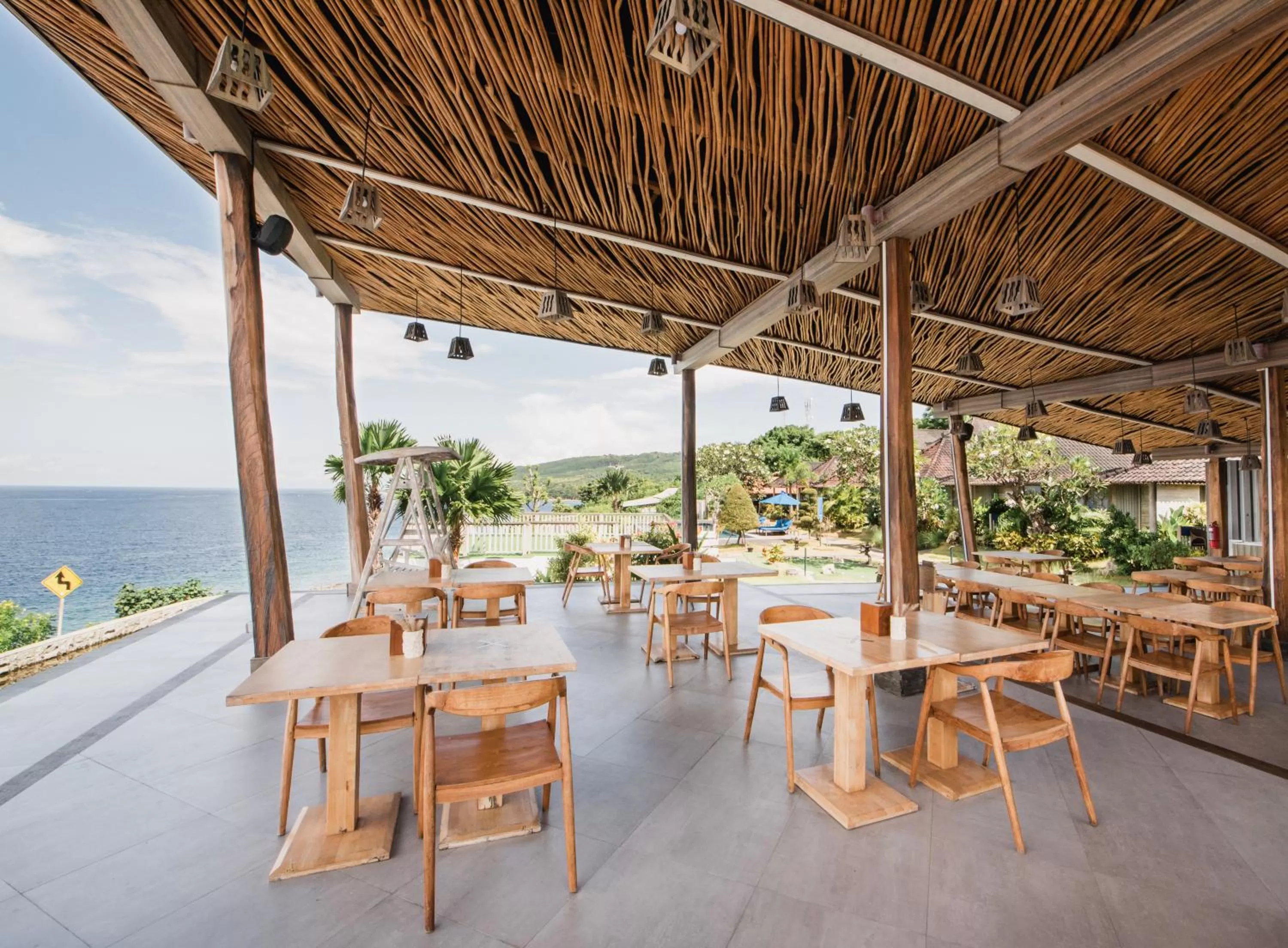 Restaurant/places to eat in The Angkal Resort