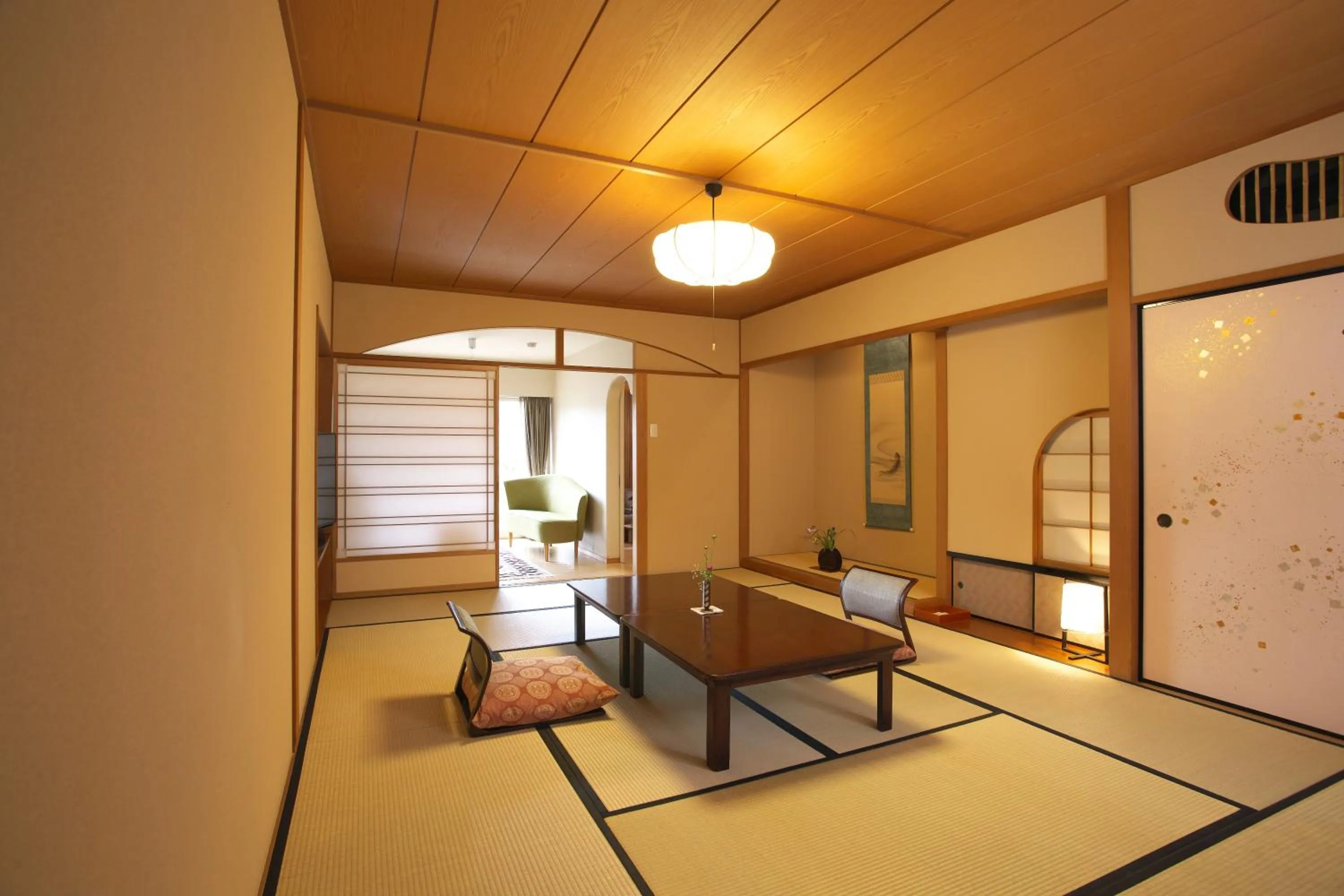 Photo of the whole room in Honjin Hiranoya Kachoan