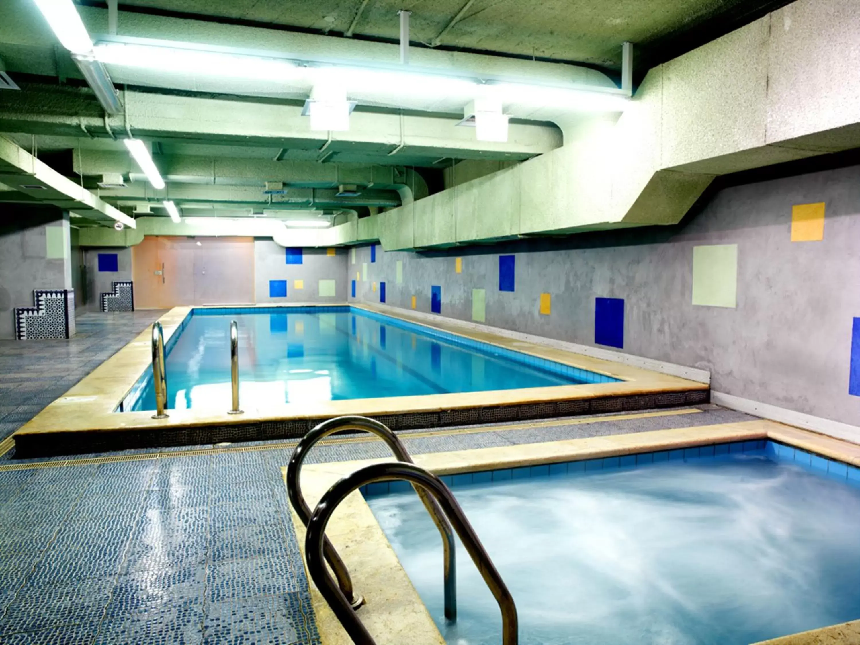 Swimming Pool in Toledo Amman Hotel