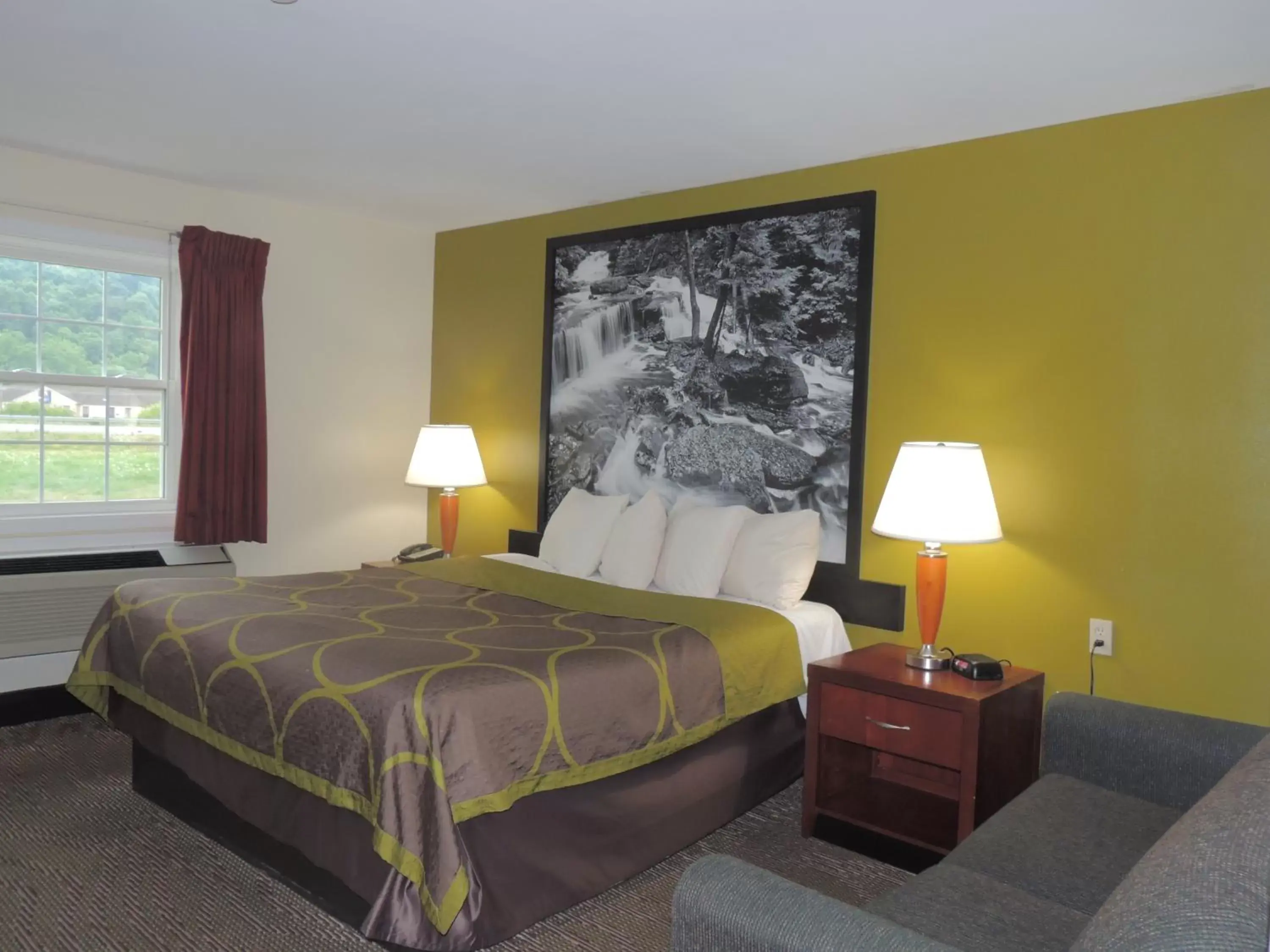 Bedroom, Bed in Super 8 by Wyndham Mifflinville Near Bloomsburg