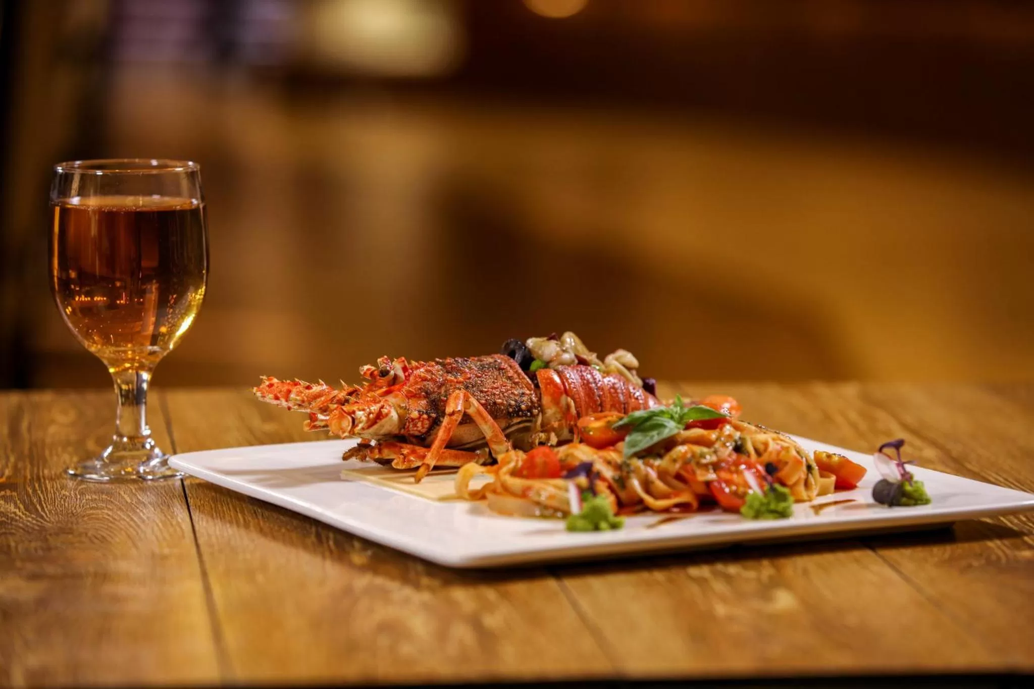 Restaurant/places to eat in Crowne Plaza Riyadh Palace by IHG