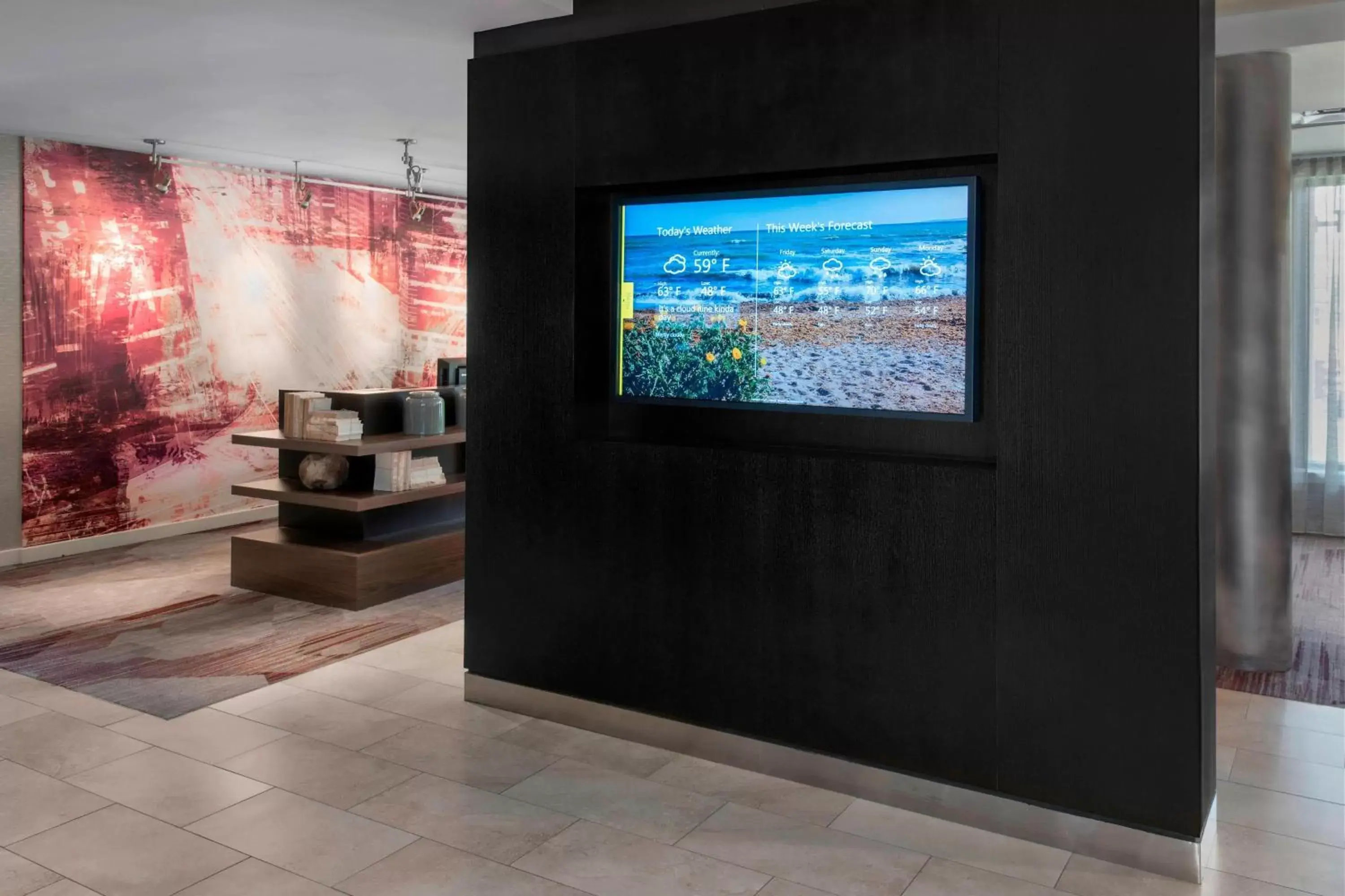 Other, TV/Entertainment Center in Courtyard Newark Liberty International Airport