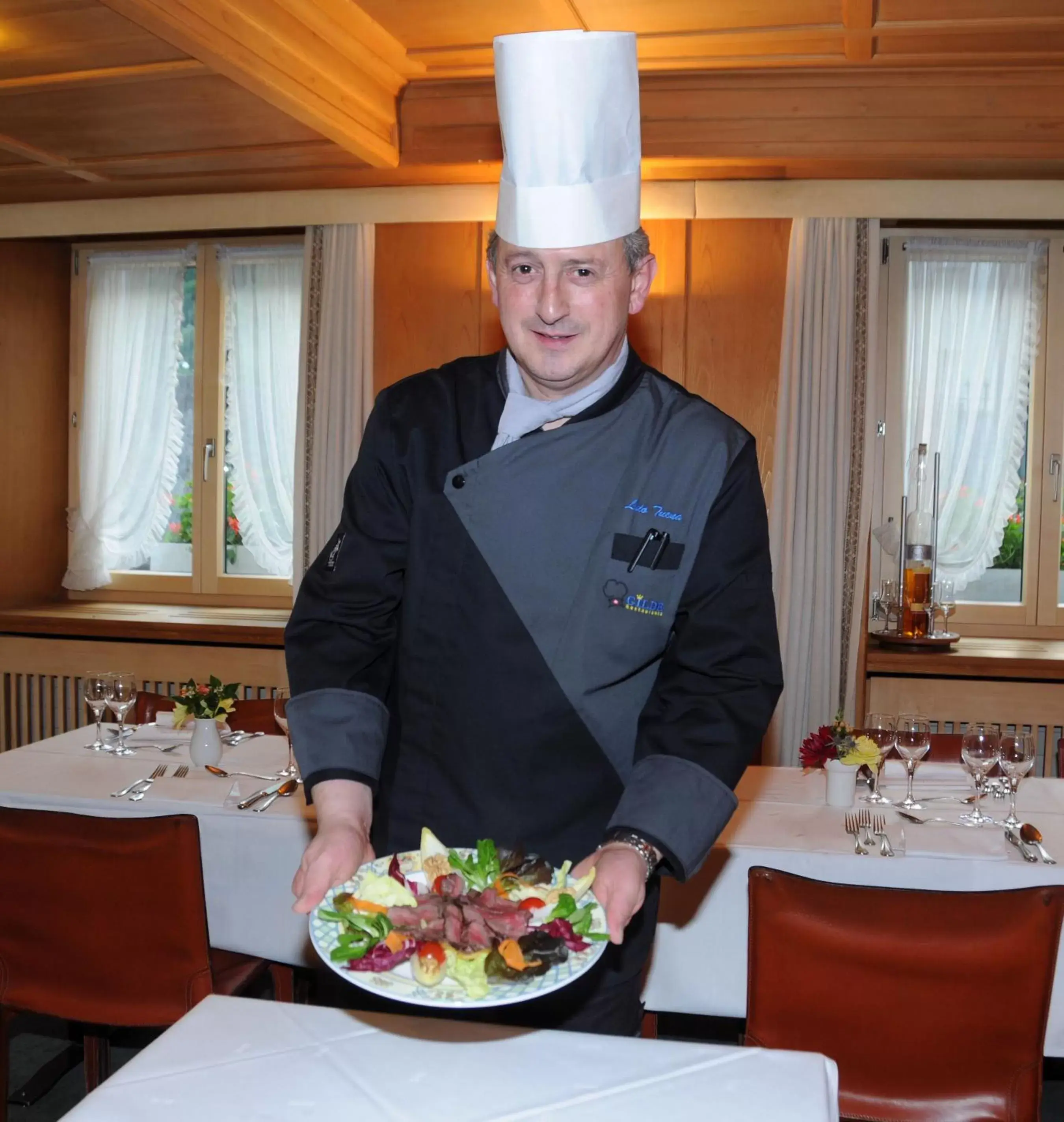 Family, Restaurant/Places to Eat in Poschiavo Suisse Hotel